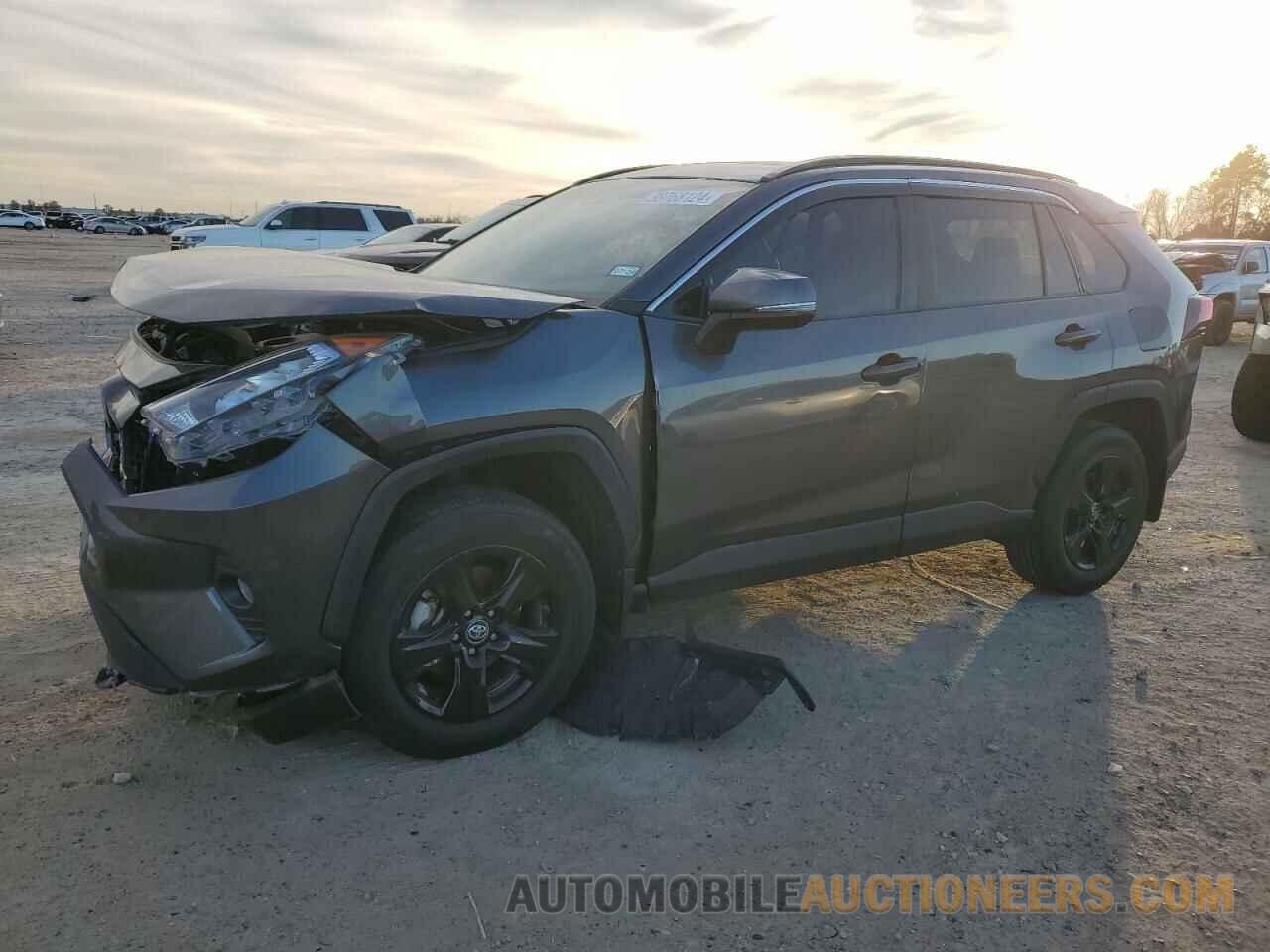 2T3W1RFV4KC012988 TOYOTA RAV4 2019