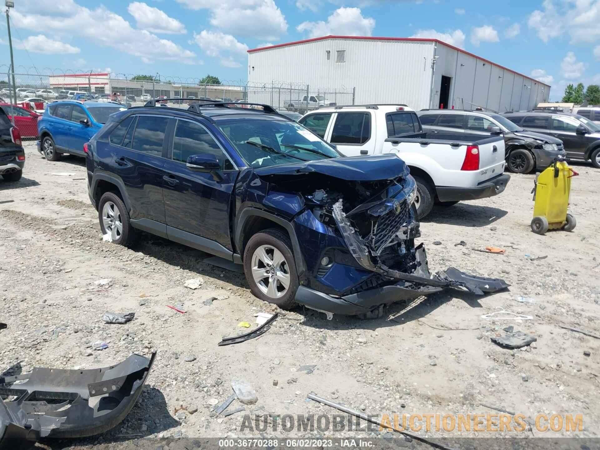 2T3W1RFV4KW033077 TOYOTA RAV4 2019