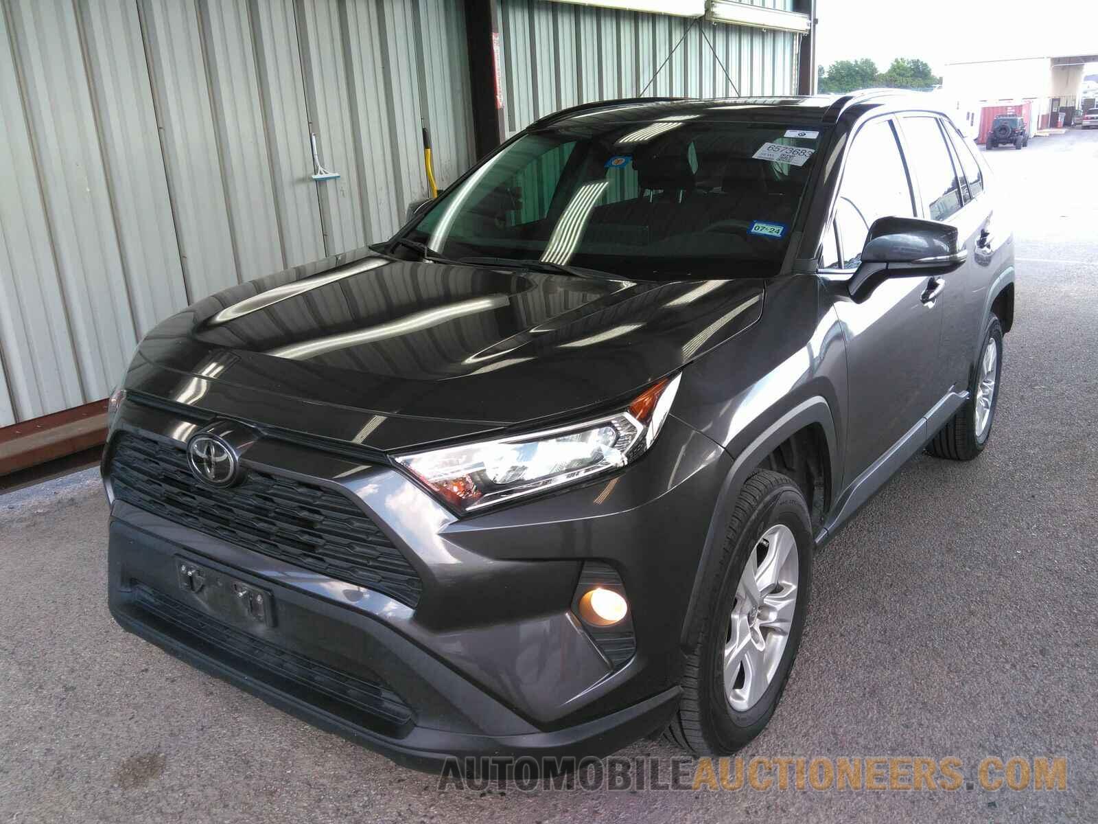 2T3W1RFV4KW041387 Toyota RAV4 2019