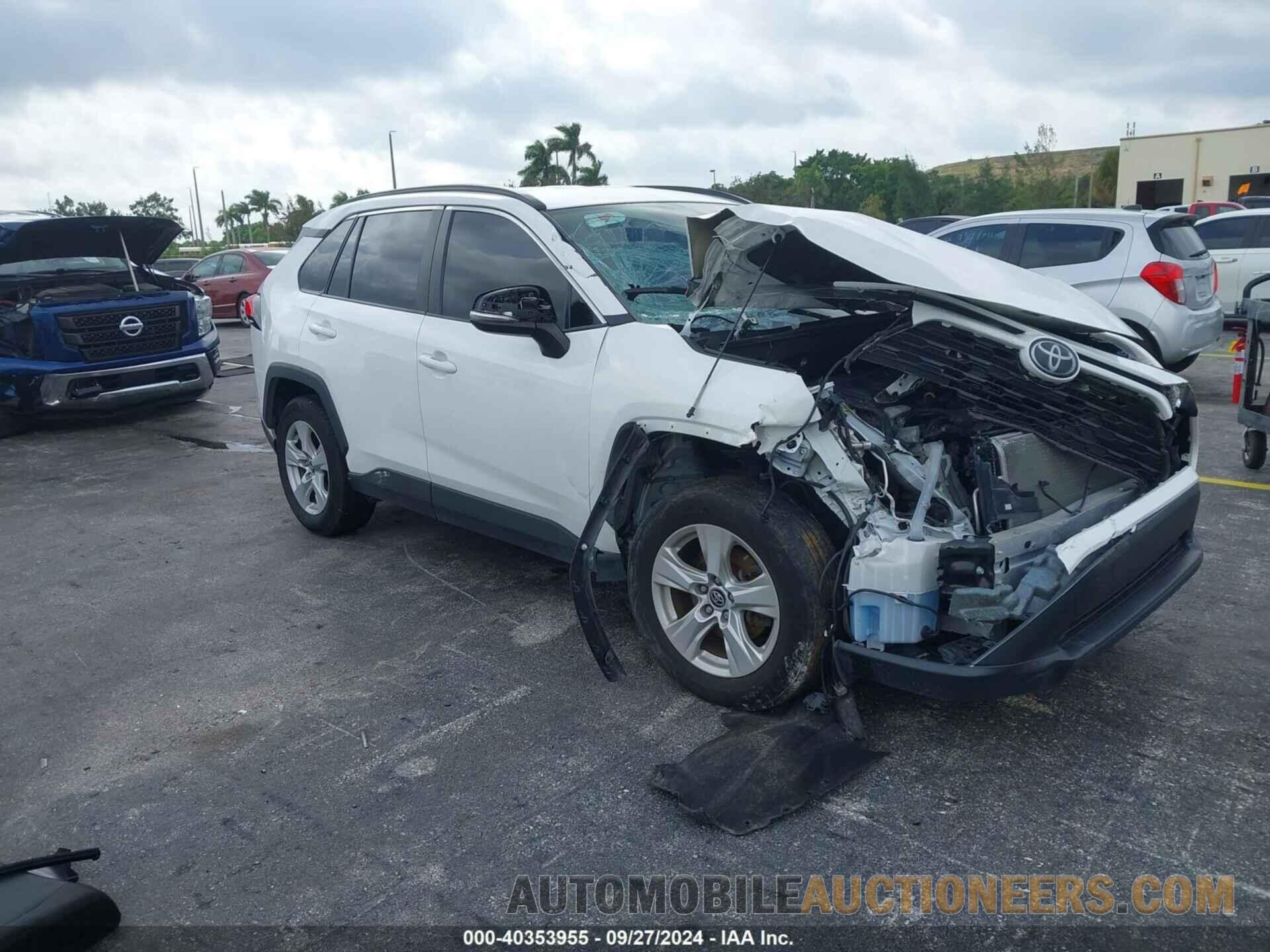 2T3W1RFV4LC069371 TOYOTA RAV4 2020