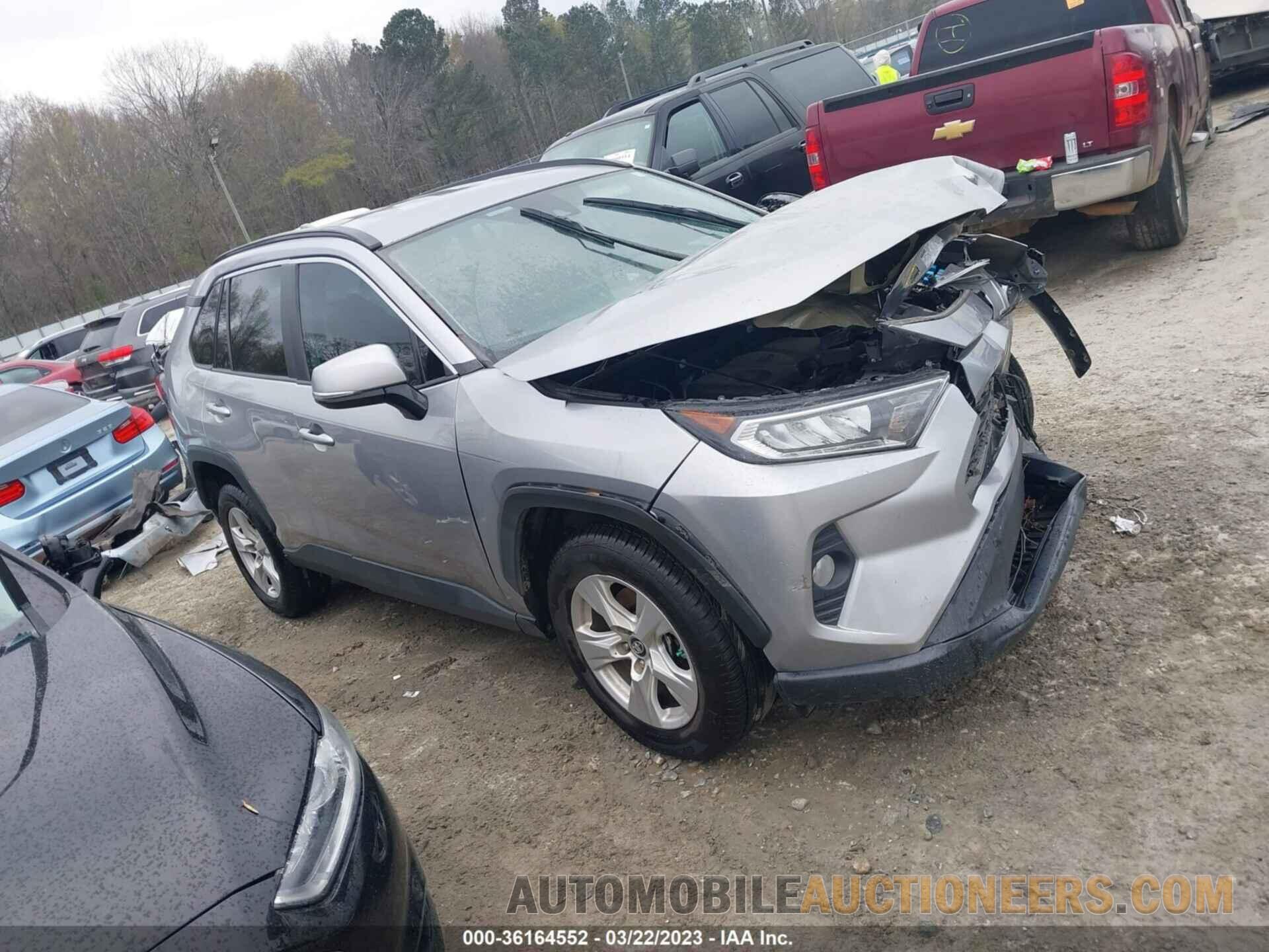 2T3W1RFV4LC071119 TOYOTA RAV4 2020