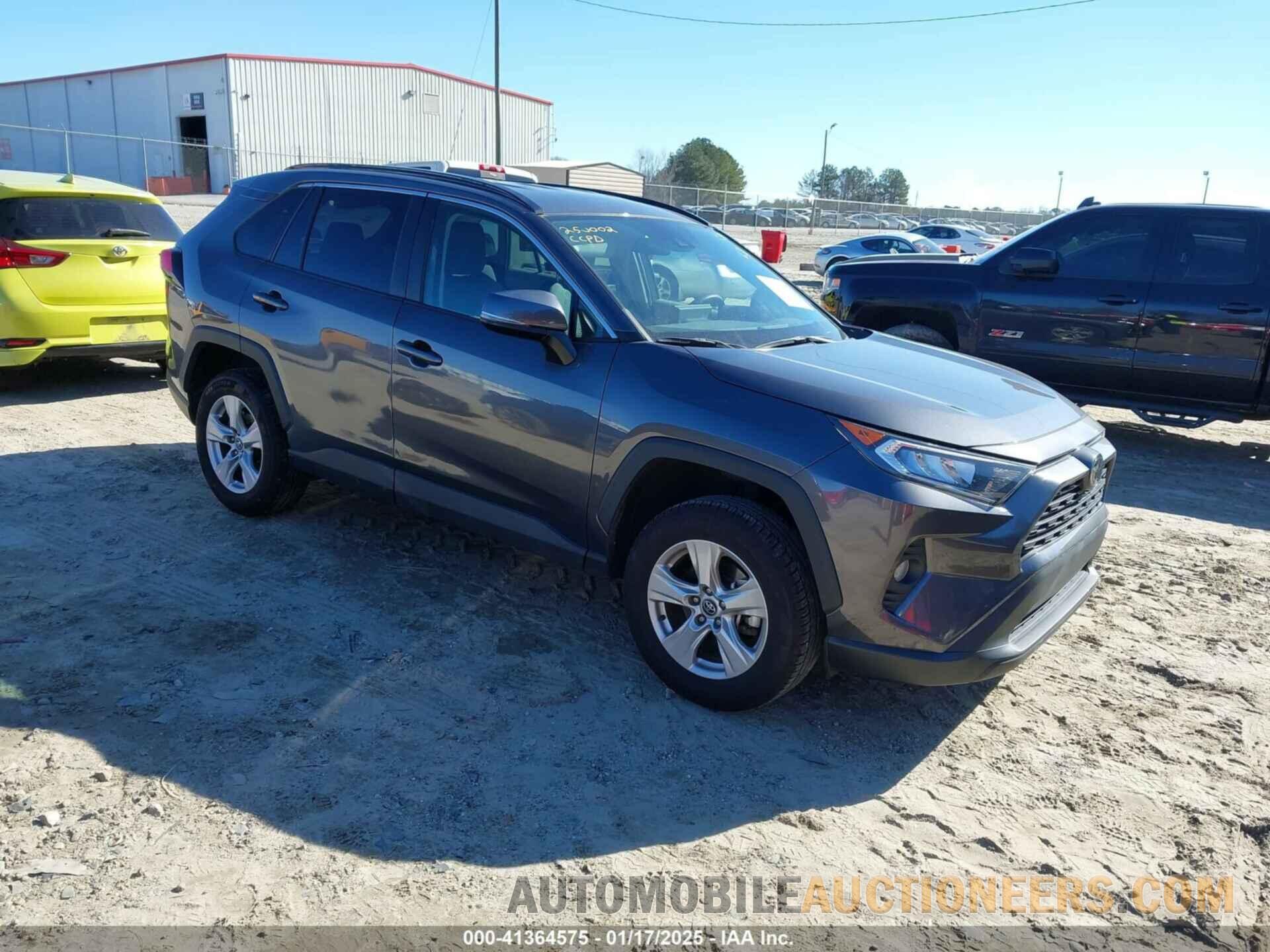 2T3W1RFV4LW093992 TOYOTA RAV4 2020