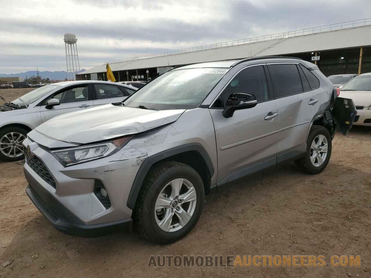 2T3W1RFV4MC100202 TOYOTA RAV4 2021