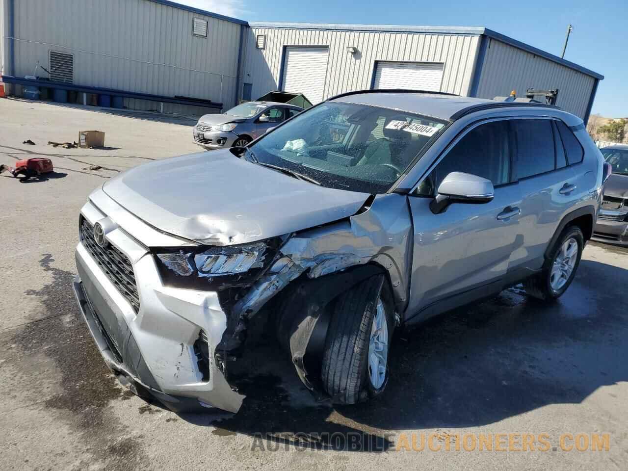 2T3W1RFV4MC135483 TOYOTA RAV4 2021