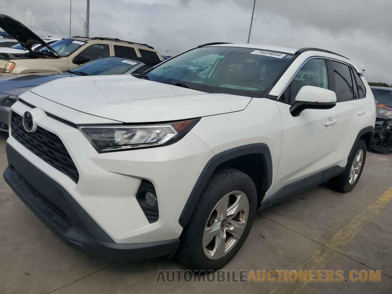 2T3W1RFV4MC168208 TOYOTA RAV4 2021