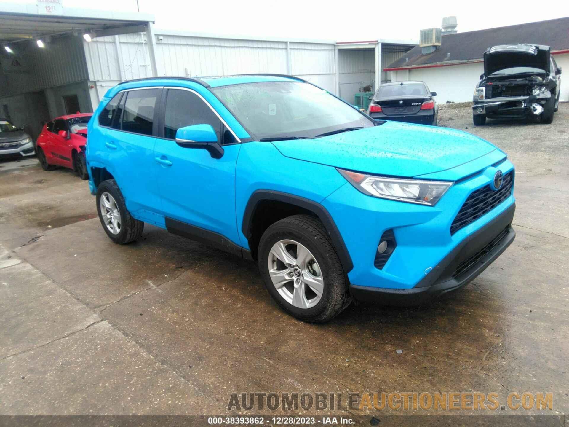 2T3W1RFV4MW104233 TOYOTA RAV4 2021