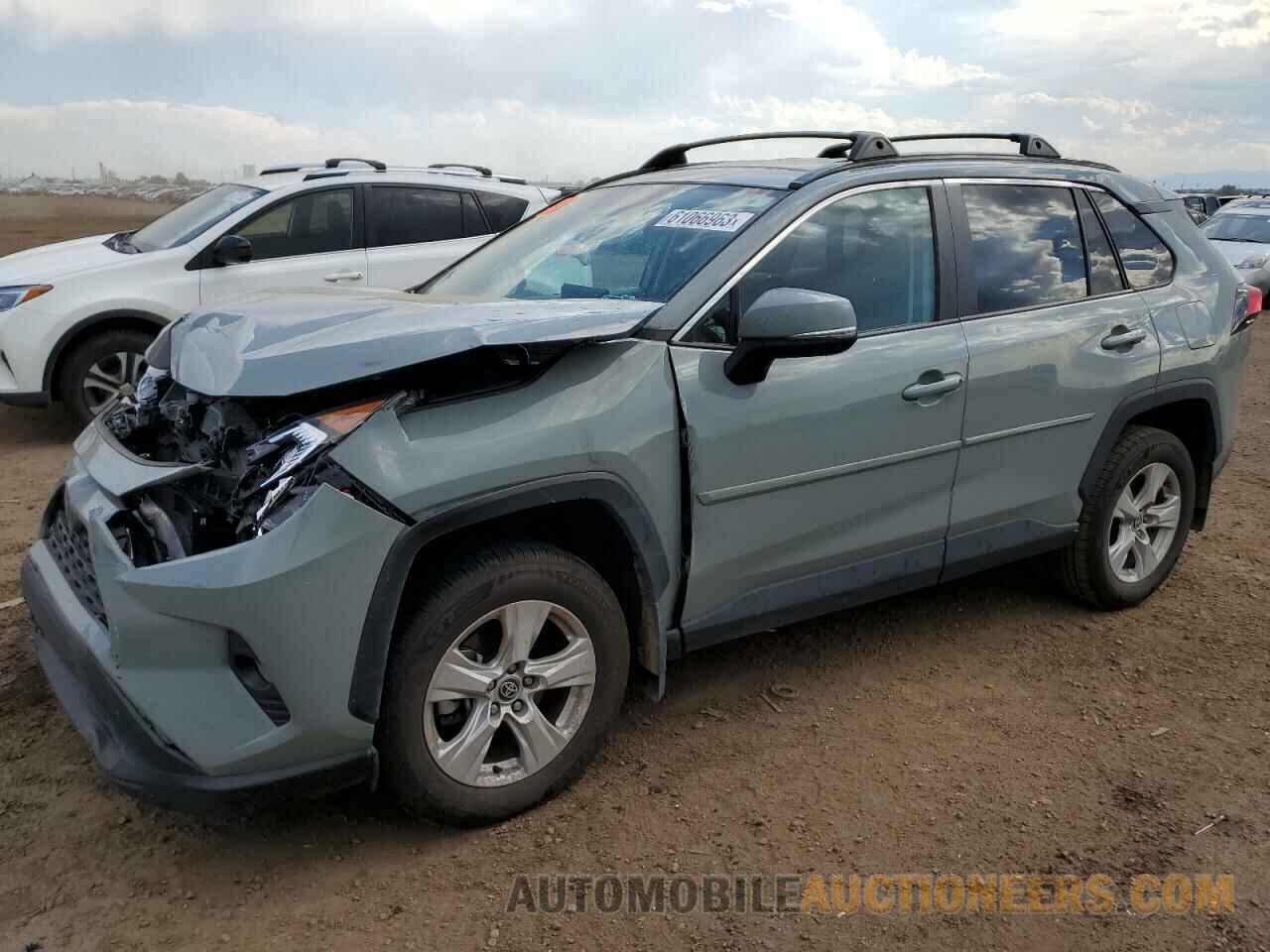 2T3W1RFV4MW143985 TOYOTA RAV4 2021