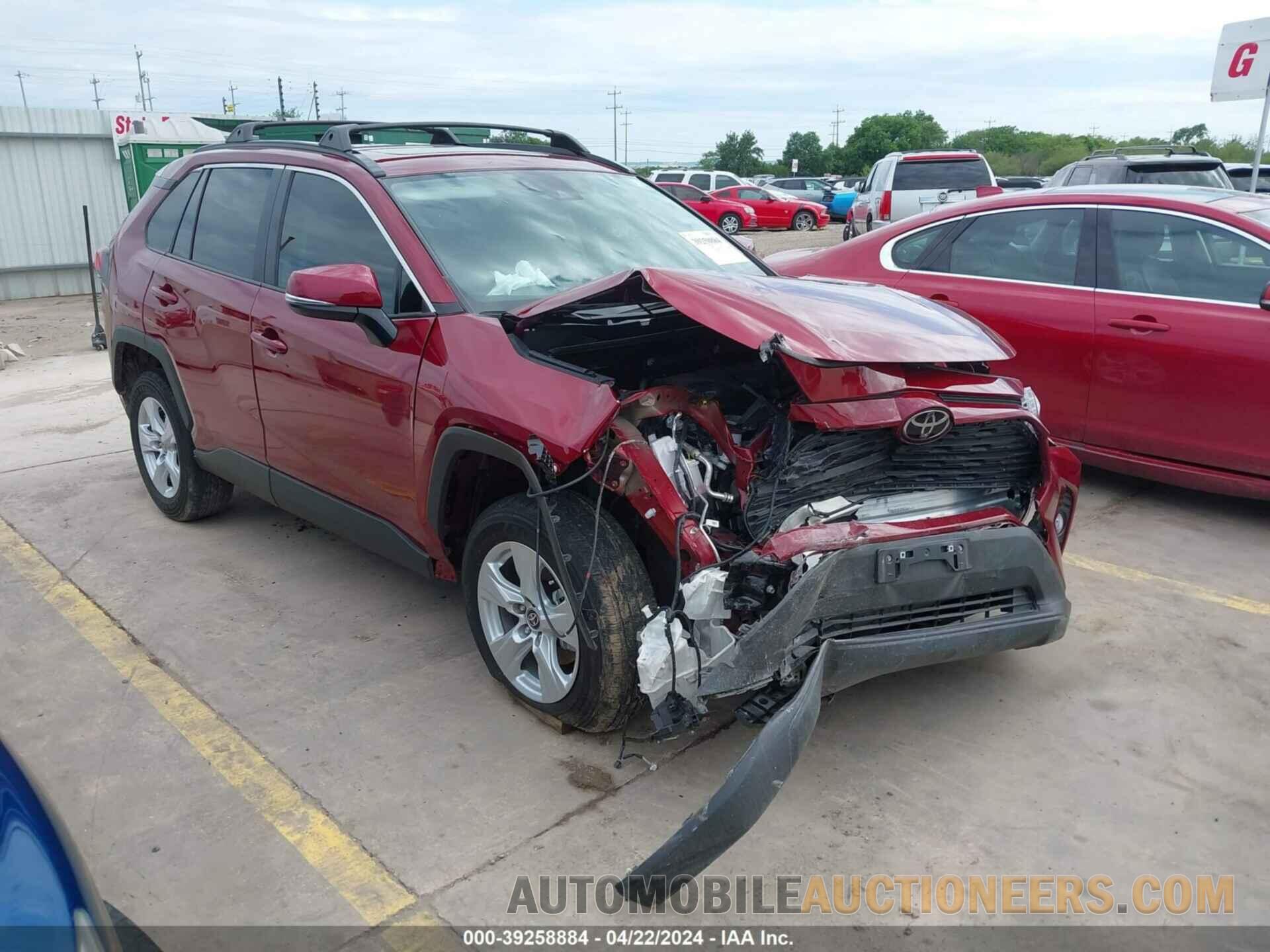 2T3W1RFV4MW152038 TOYOTA RAV4 2021