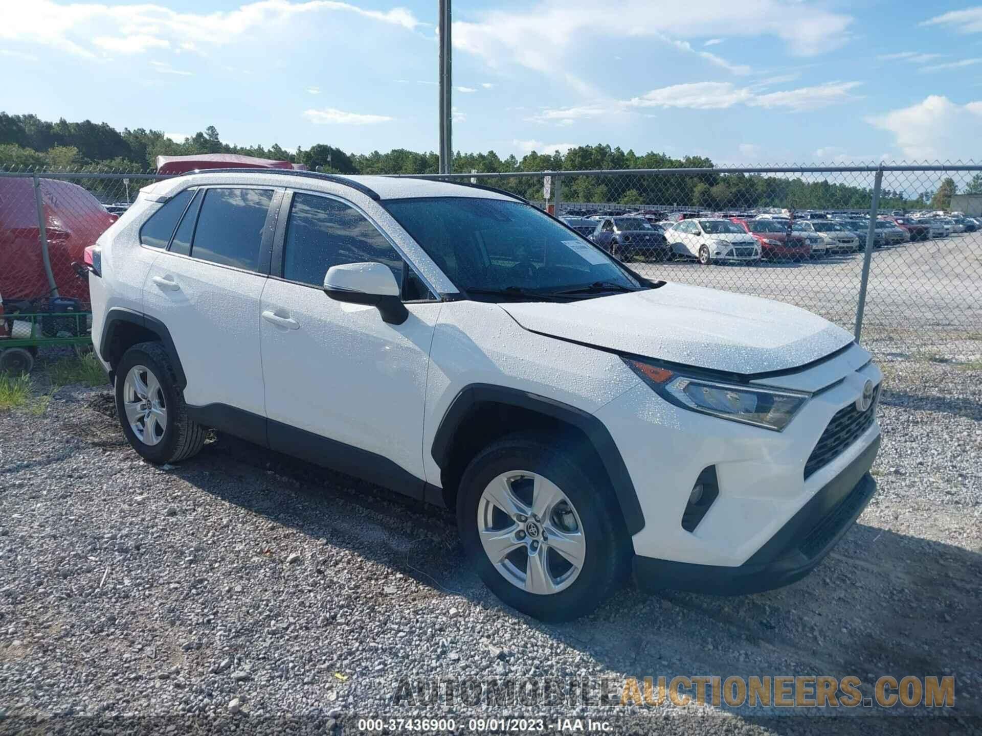 2T3W1RFV4MW166621 TOYOTA RAV4 2021