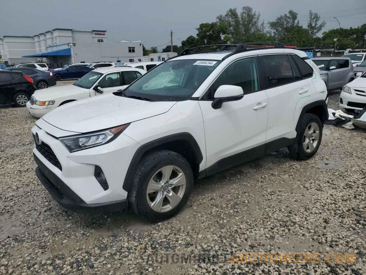 2T3W1RFV4MW179742 TOYOTA RAV4 2021