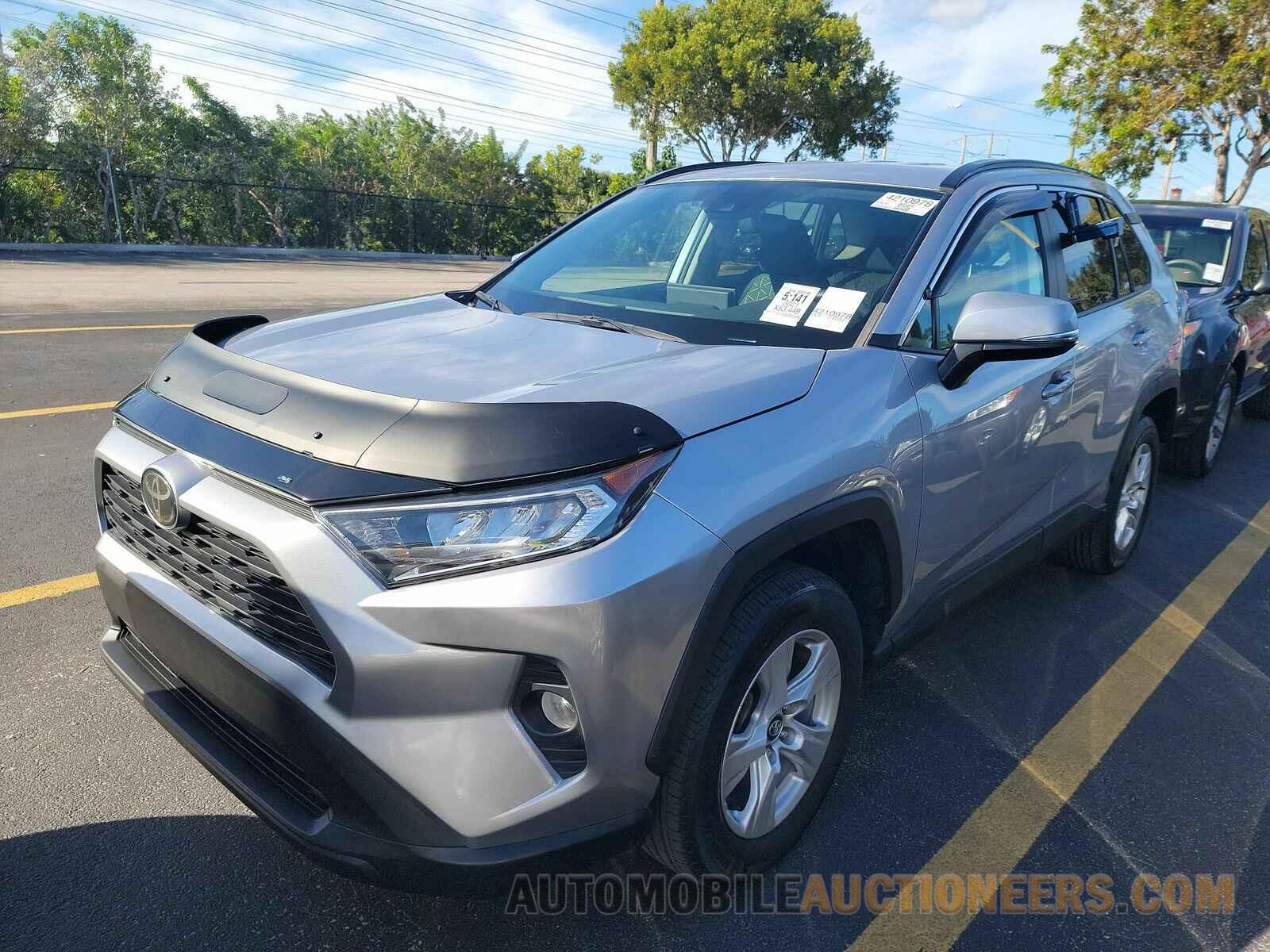 2T3W1RFV5MC100998 Toyota RAV4 2021