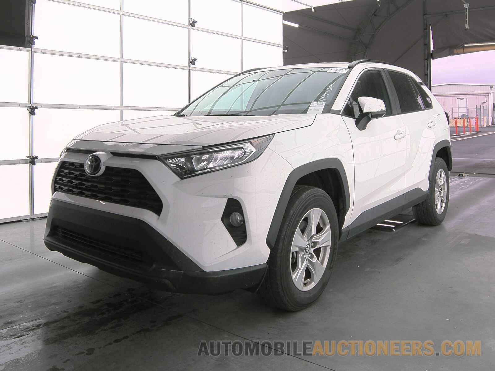 2T3W1RFV5MC111385 Toyota RAV4 2021