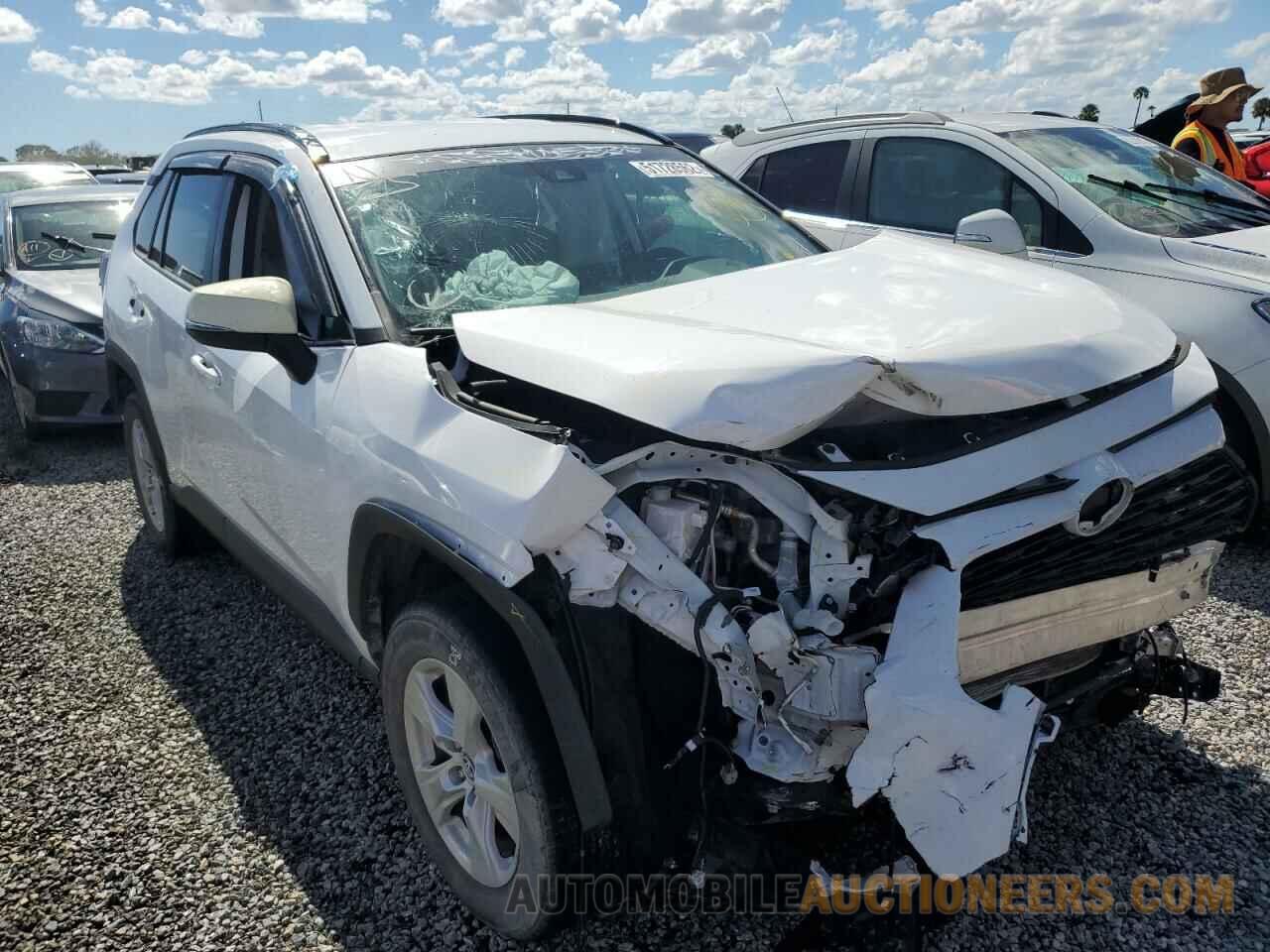 2T3W1RFV6LC067170 TOYOTA RAV4 2020