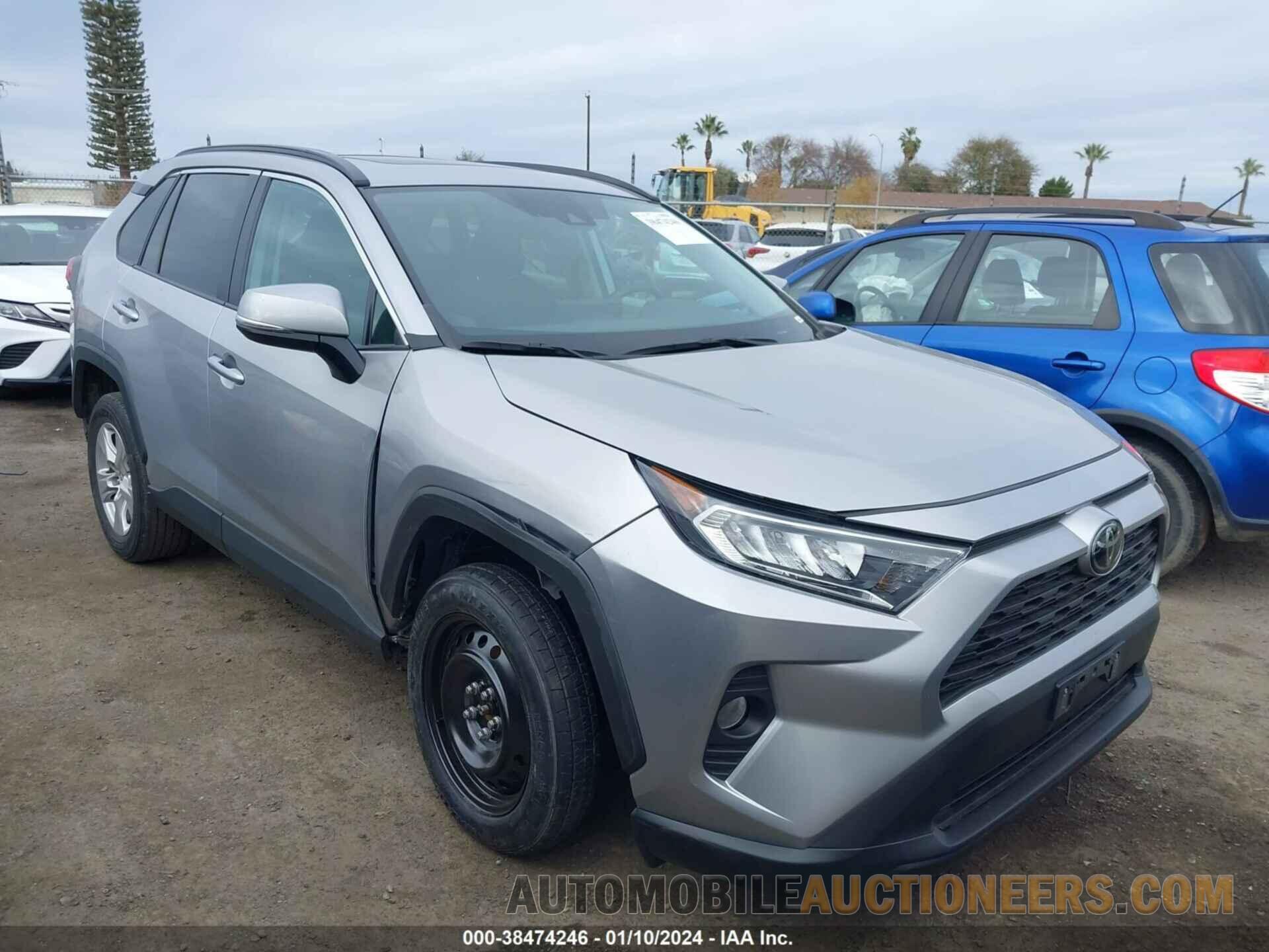 2T3W1RFV6LW075042 TOYOTA RAV4 2020