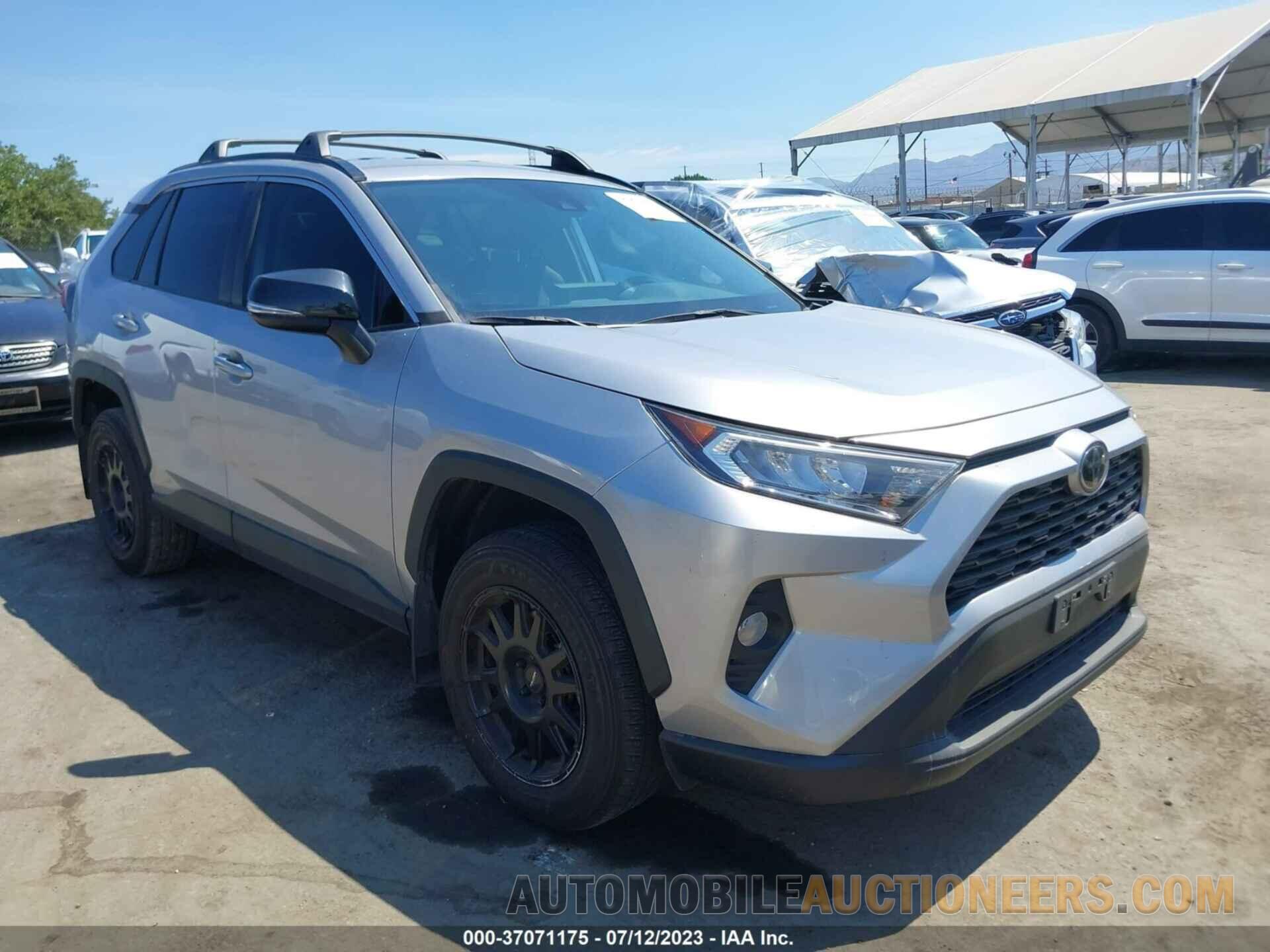 2T3W1RFV6MC092698 TOYOTA RAV4 2021