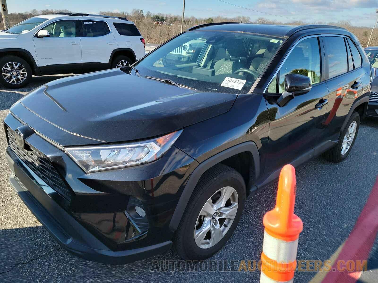 2T3W1RFV6MC092958 Toyota RAV4 2021