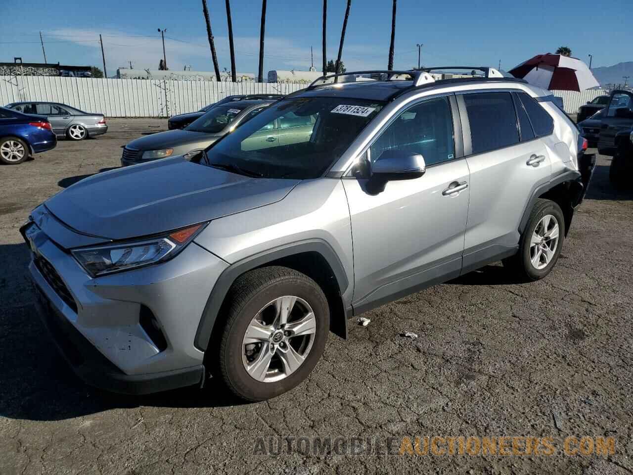 2T3W1RFV6MC142337 TOYOTA RAV4 2021