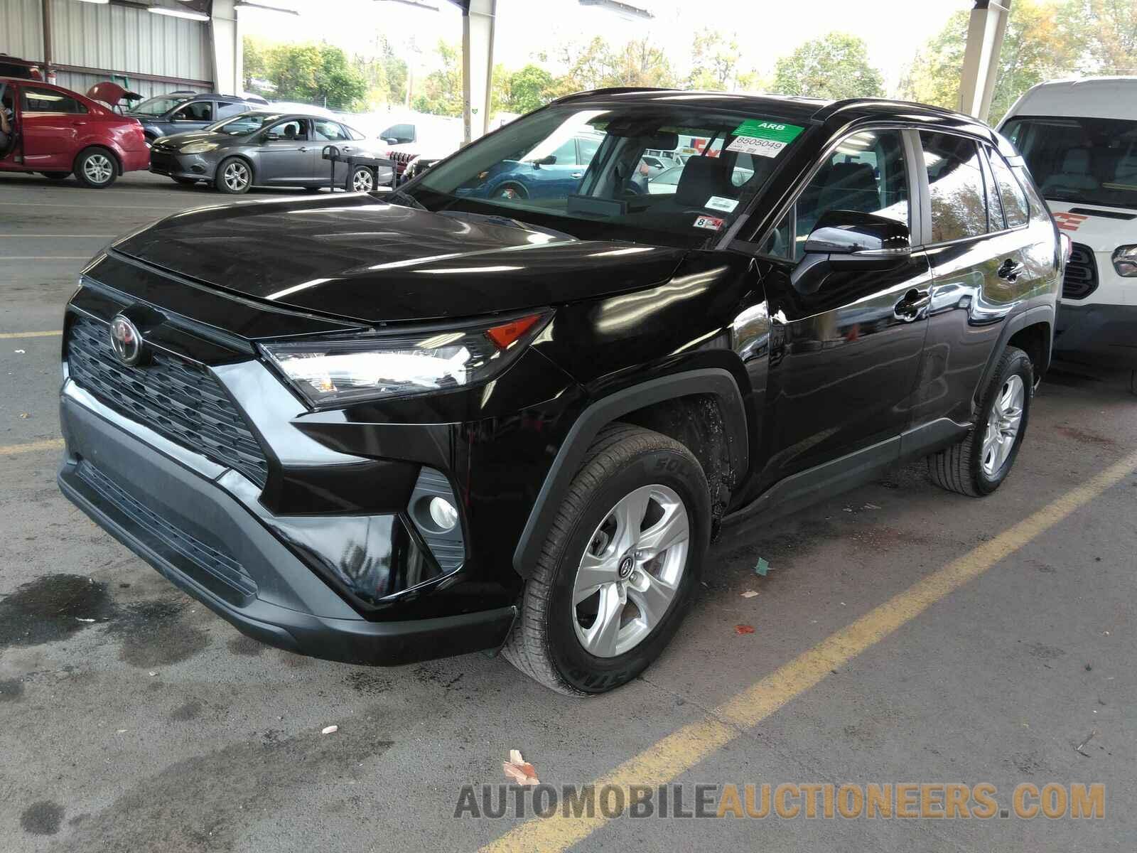 2T3W1RFV6MW117520 Toyota RAV4 2021