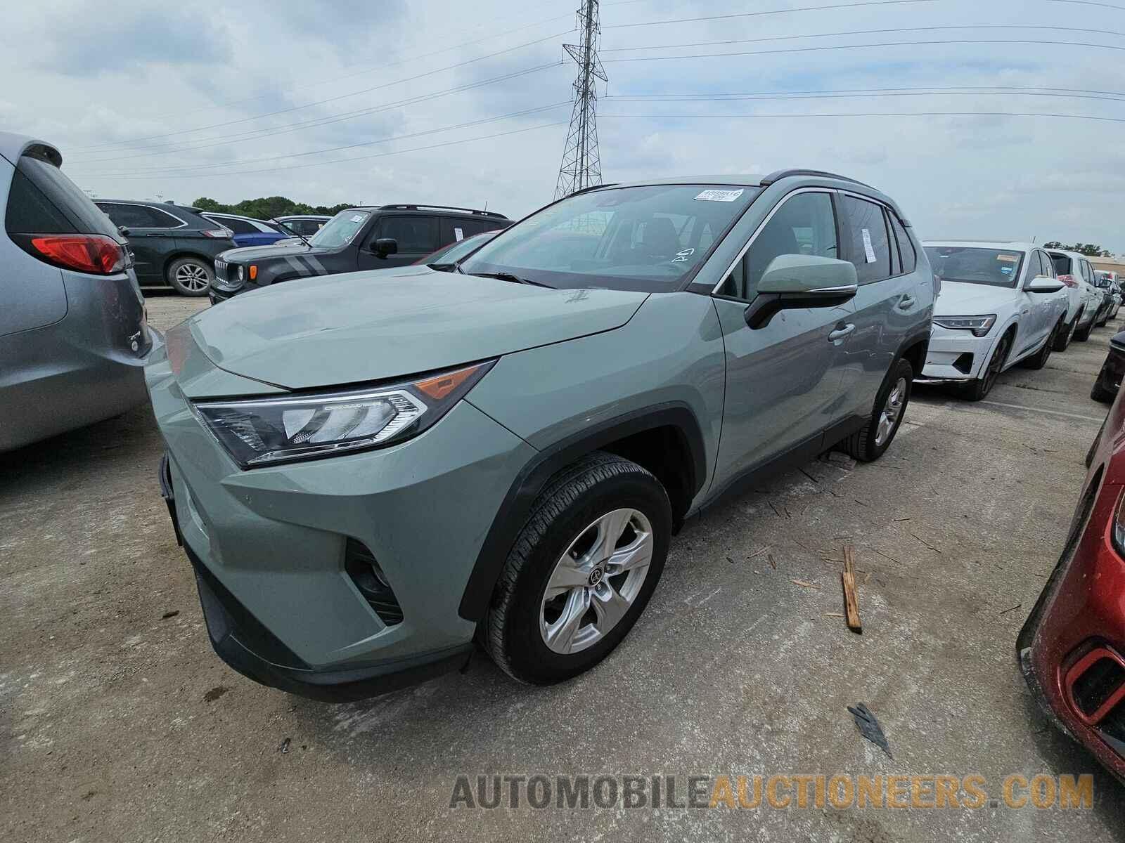 2T3W1RFV6MW133765 Toyota RAV4 2021