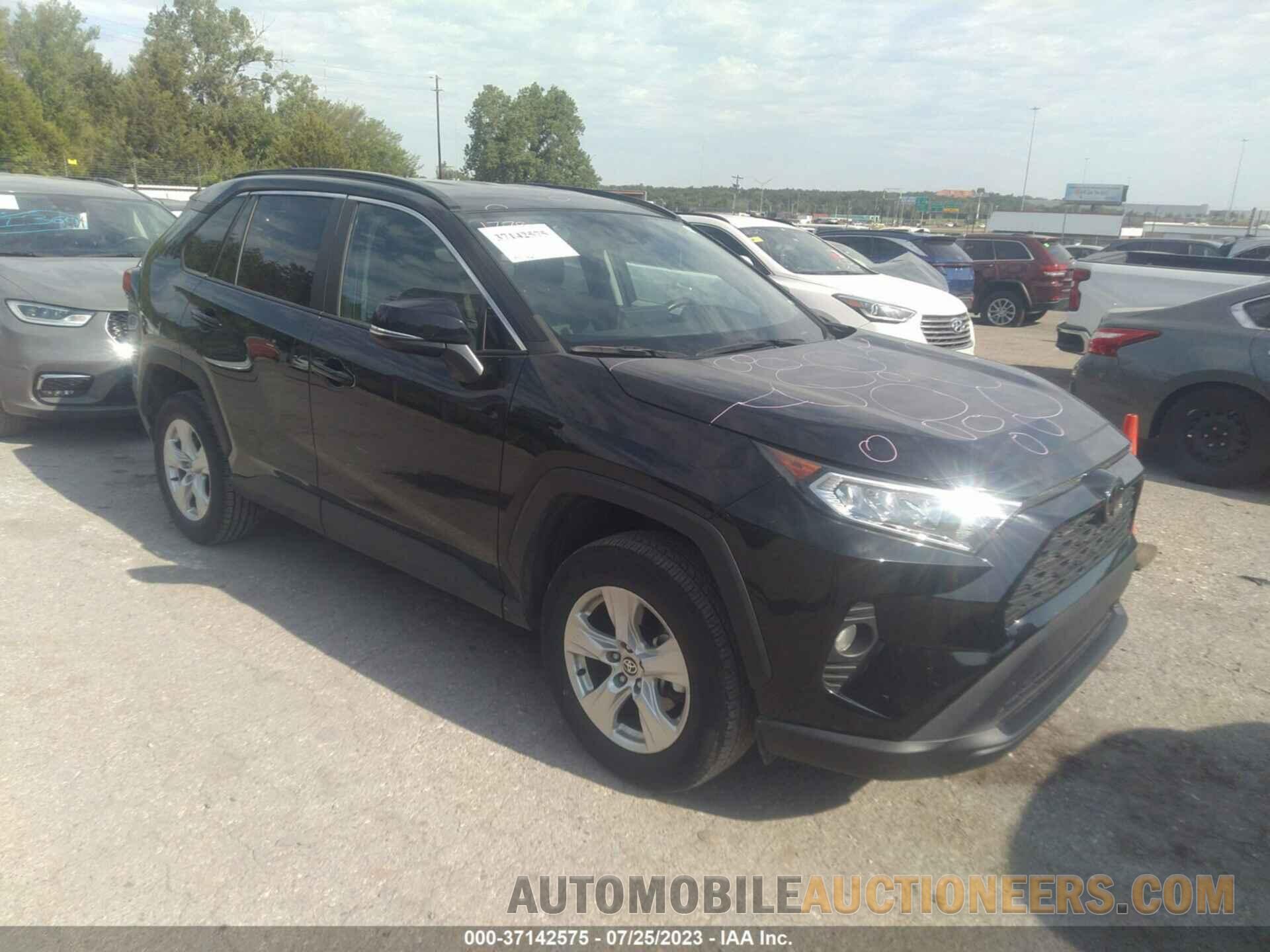 2T3W1RFV6MW137623 TOYOTA RAV4 2021