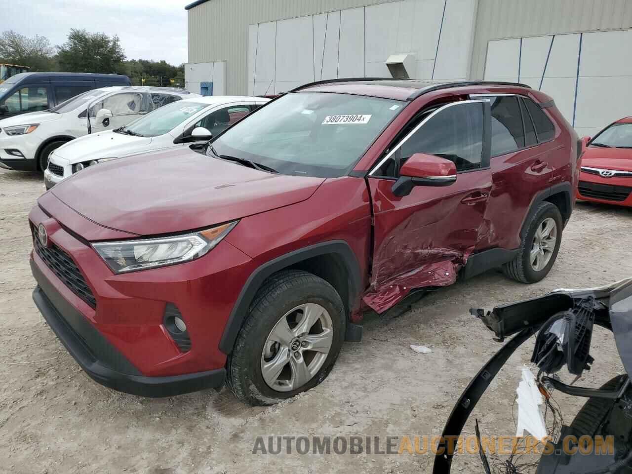 2T3W1RFV6MW160027 TOYOTA RAV4 2021