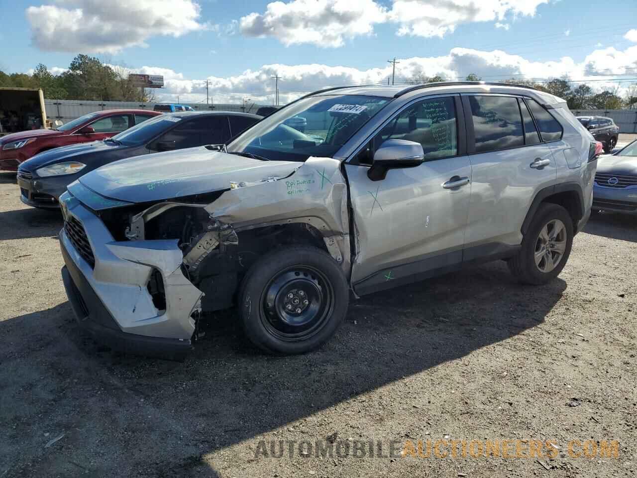 2T3W1RFV6NW197158 TOYOTA RAV4 2022