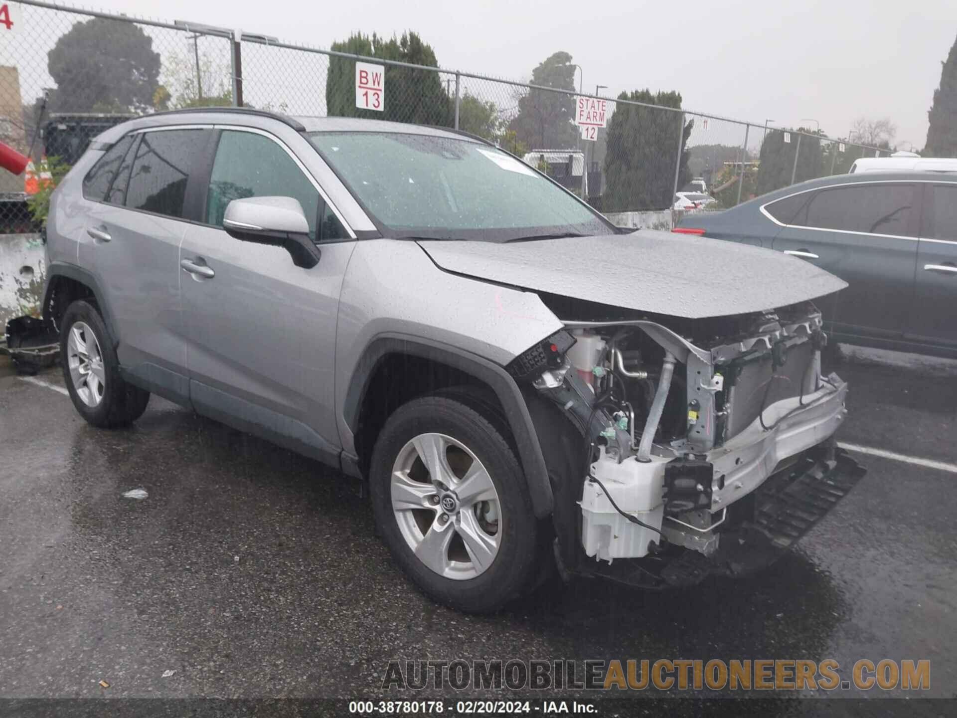 2T3W1RFV7MC097649 TOYOTA RAV4 2021