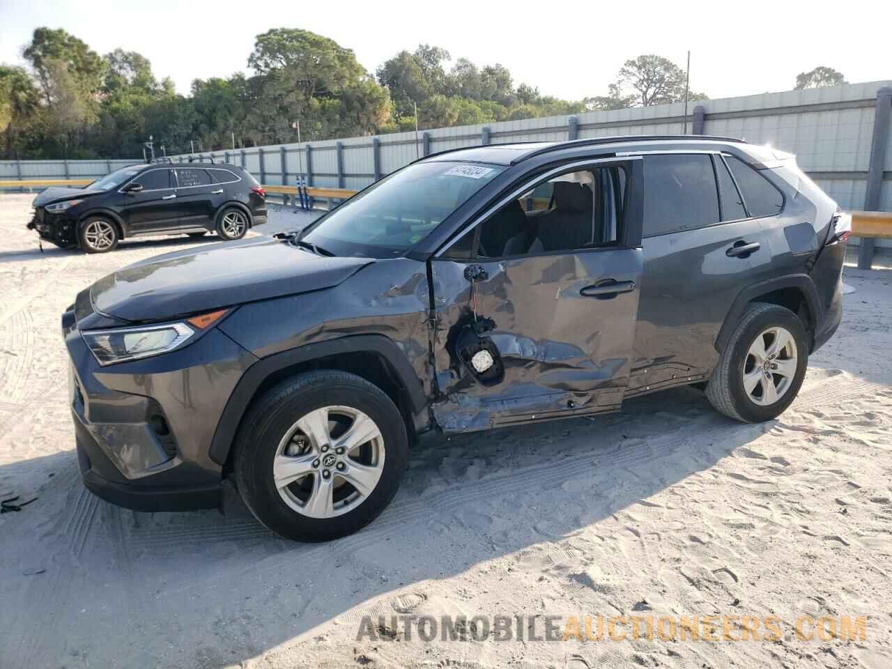 2T3W1RFV7MC098641 TOYOTA RAV4 2021