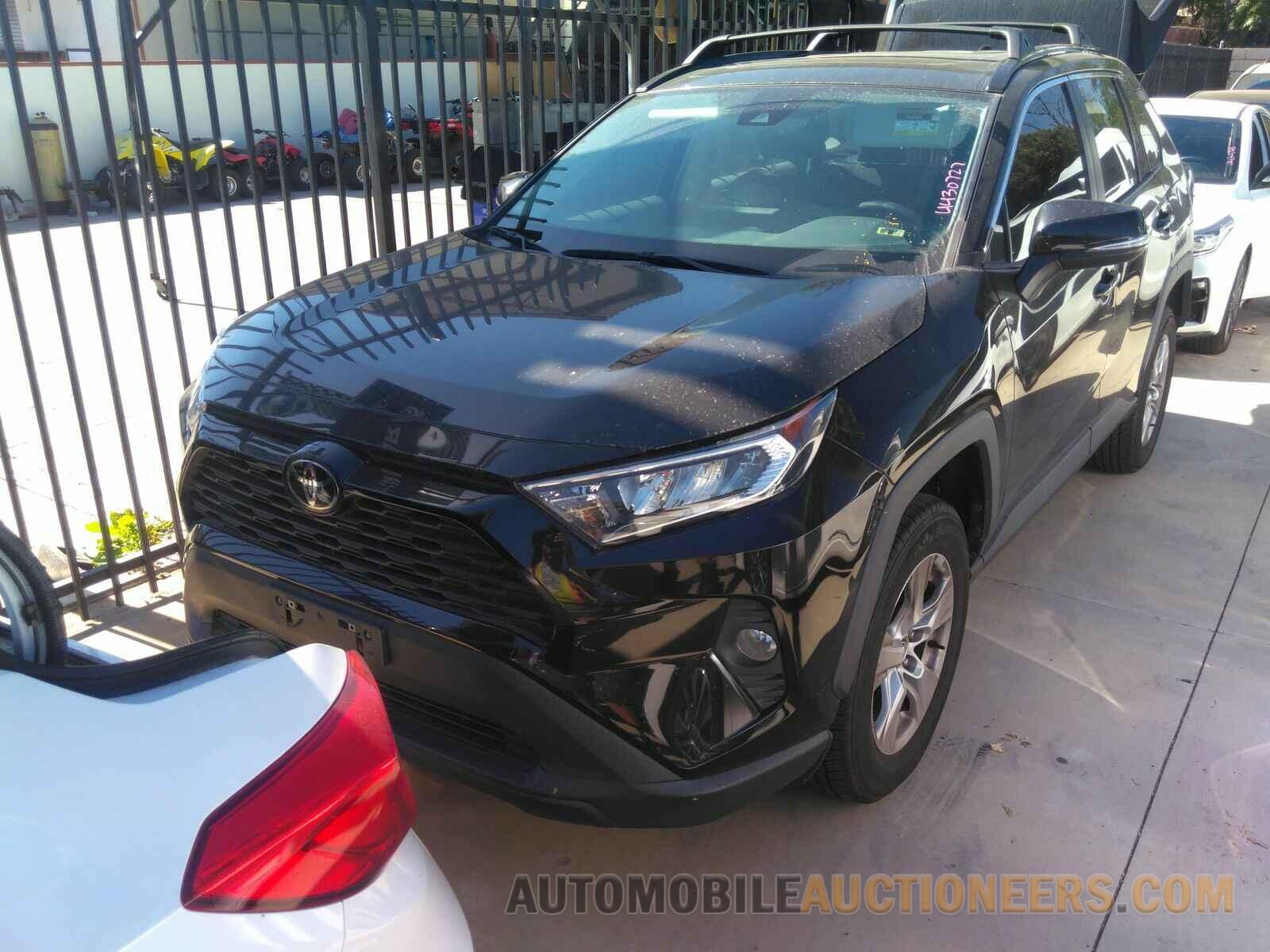 2T3W1RFV7MC115907 Toyota RAV4 2021