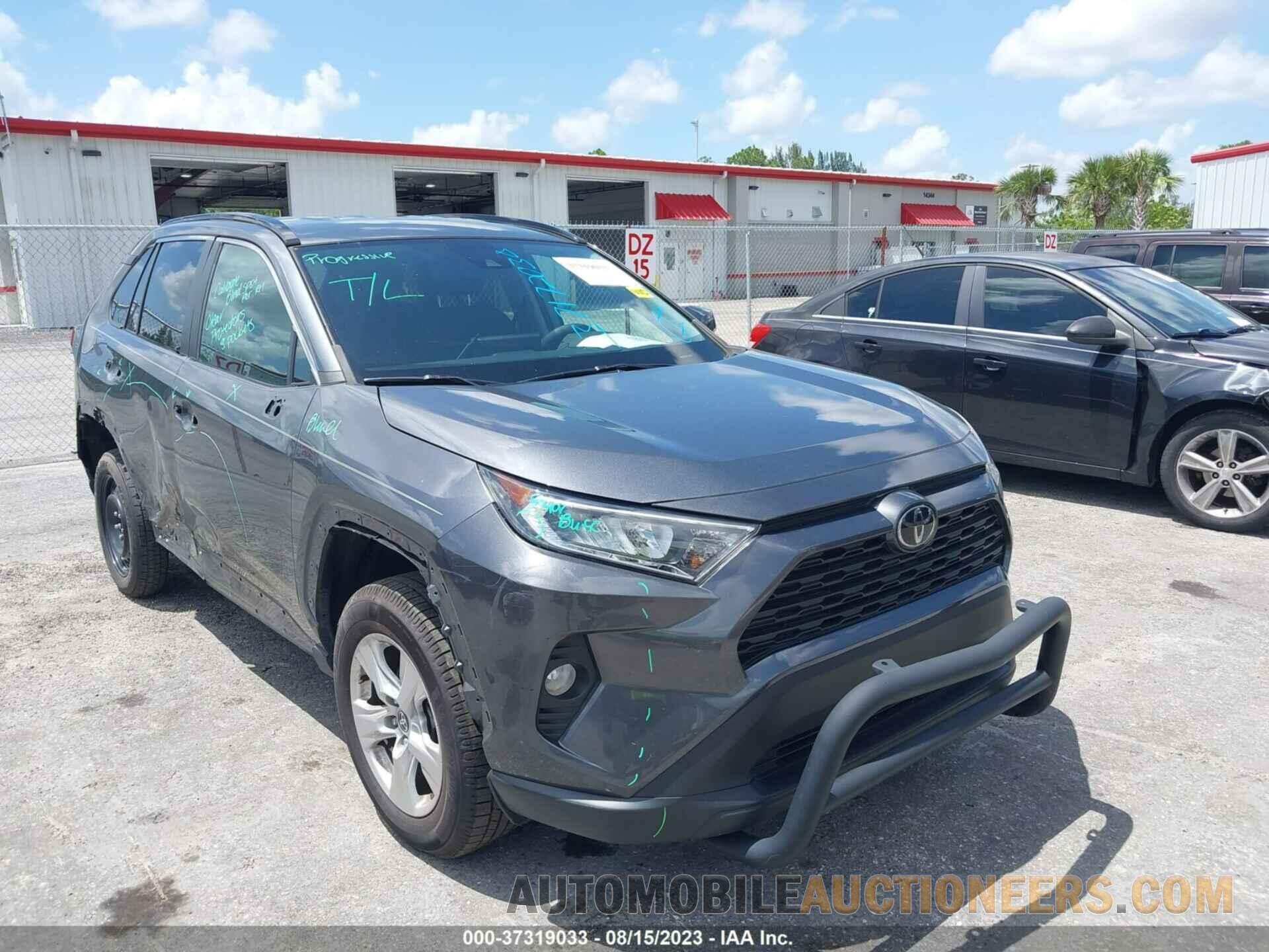 2T3W1RFV7MC135588 TOYOTA RAV4 2021