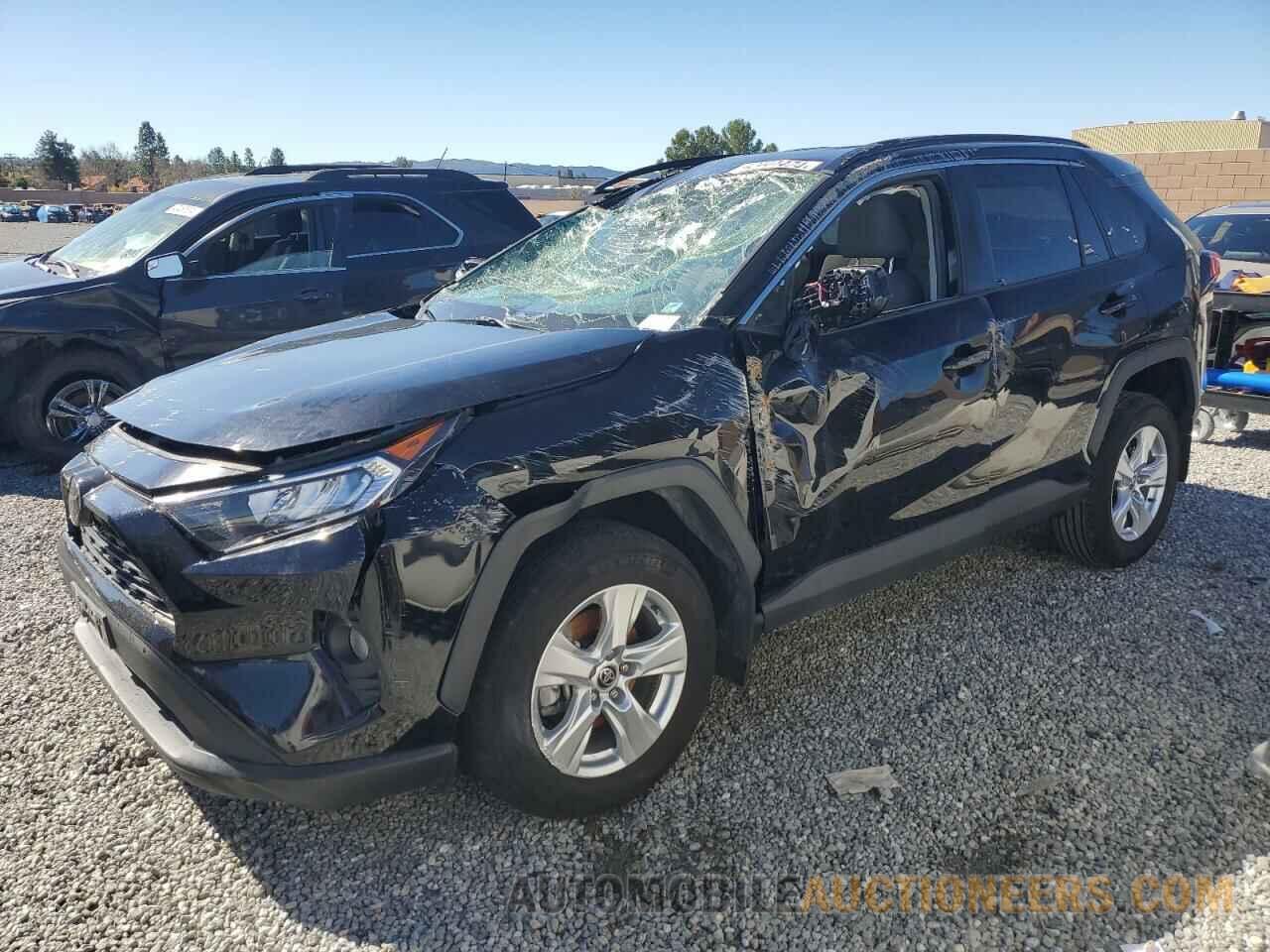 2T3W1RFV7MC148888 TOYOTA RAV4 2021