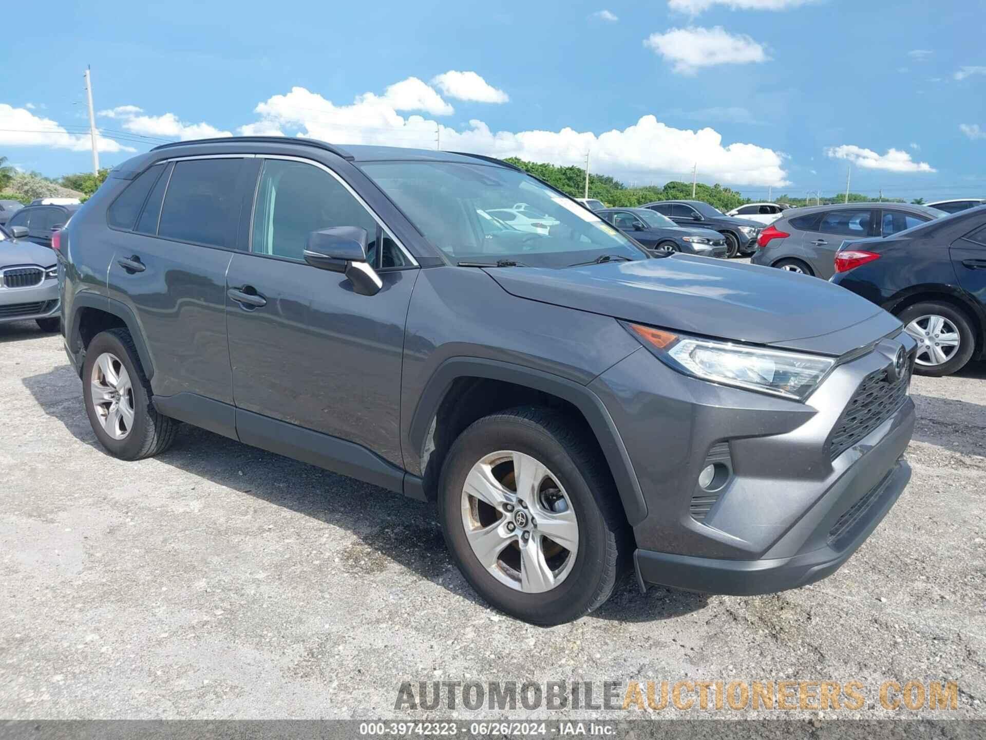 2T3W1RFV7MC168929 TOYOTA RAV4 2021