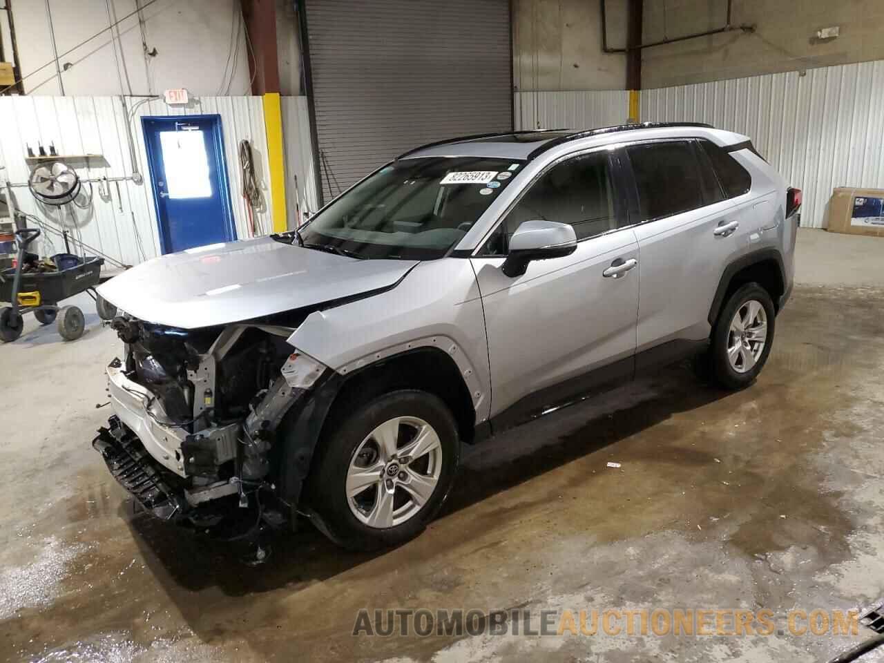 2T3W1RFV8KC018518 TOYOTA RAV4 2019