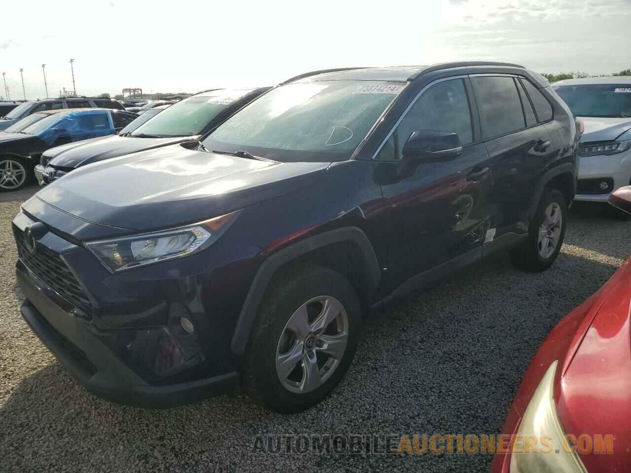 2T3W1RFV8KC022410 TOYOTA RAV4 2019