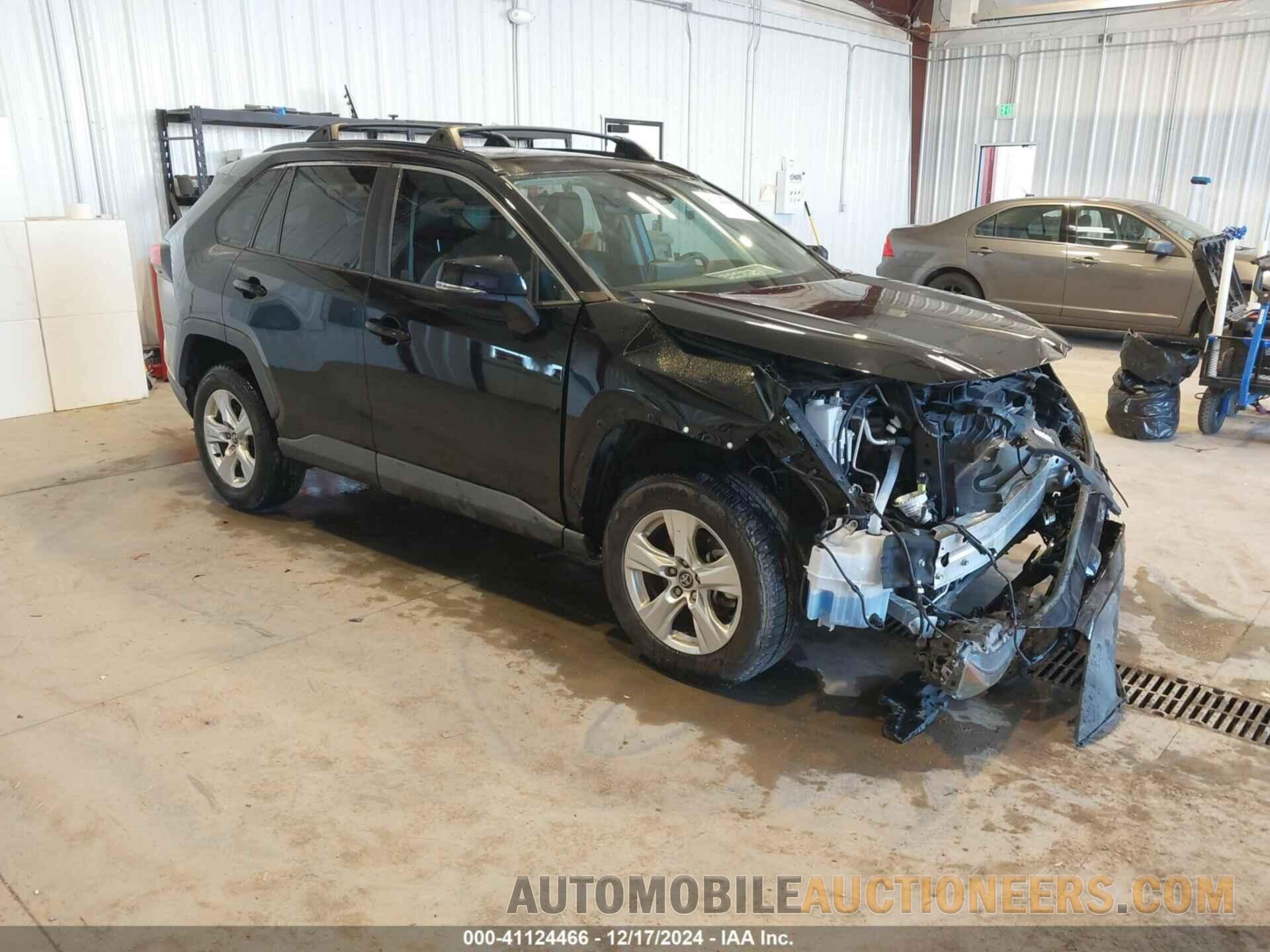 2T3W1RFV8LW069856 TOYOTA RAV4 2020