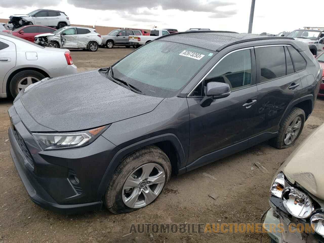 2T3W1RFV8MC086031 TOYOTA RAV4 2021