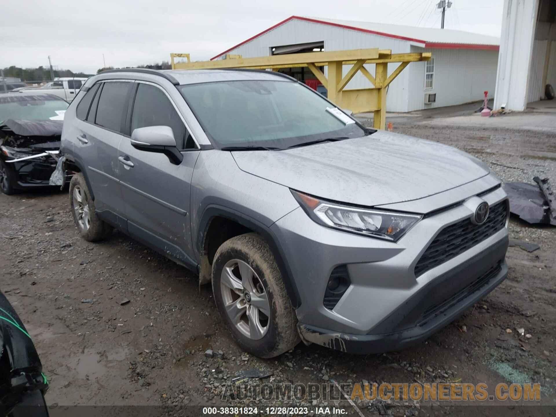 2T3W1RFV8MC088457 TOYOTA RAV4 2021