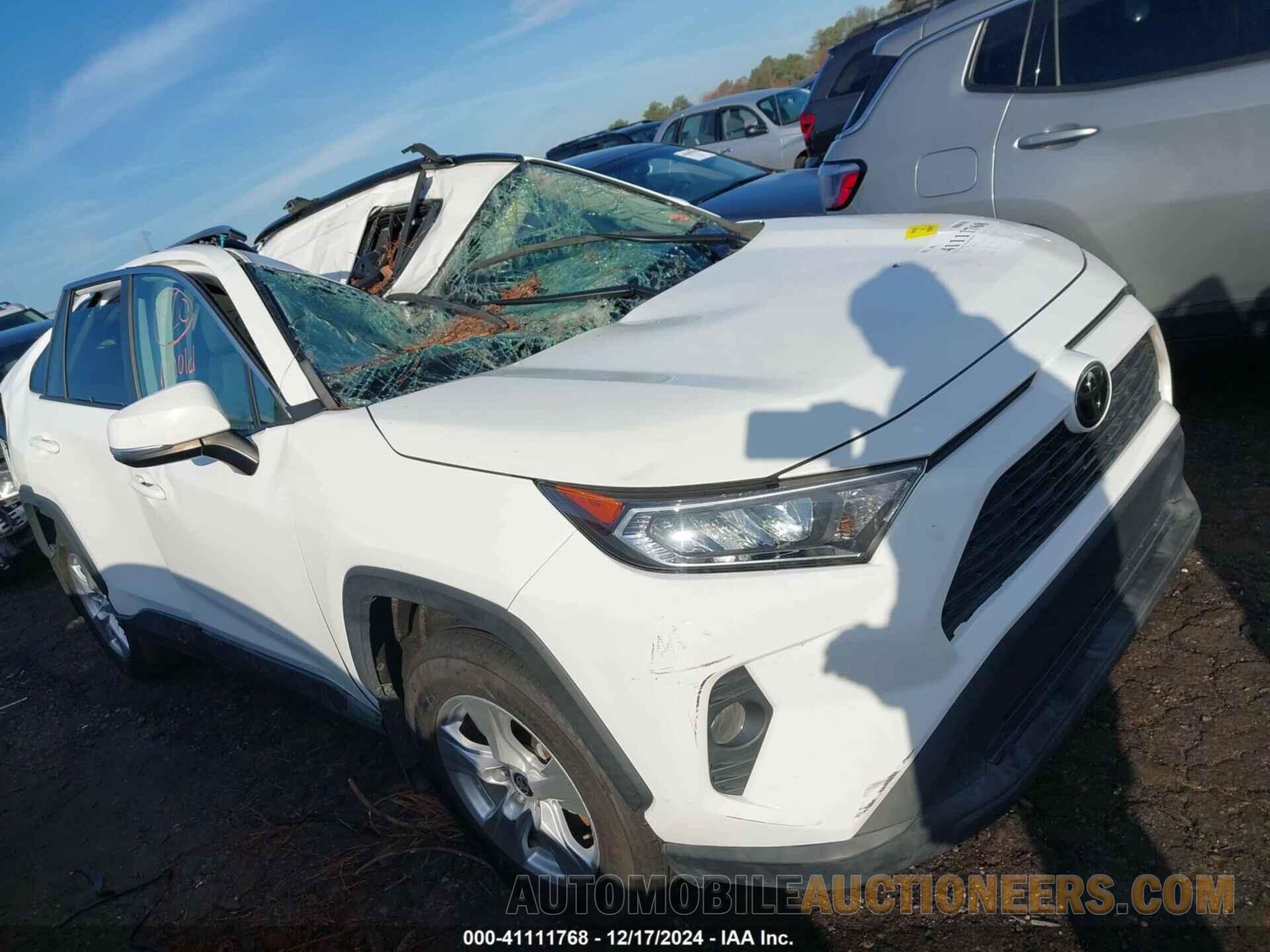 2T3W1RFV8MC090239 TOYOTA RAV4 2021