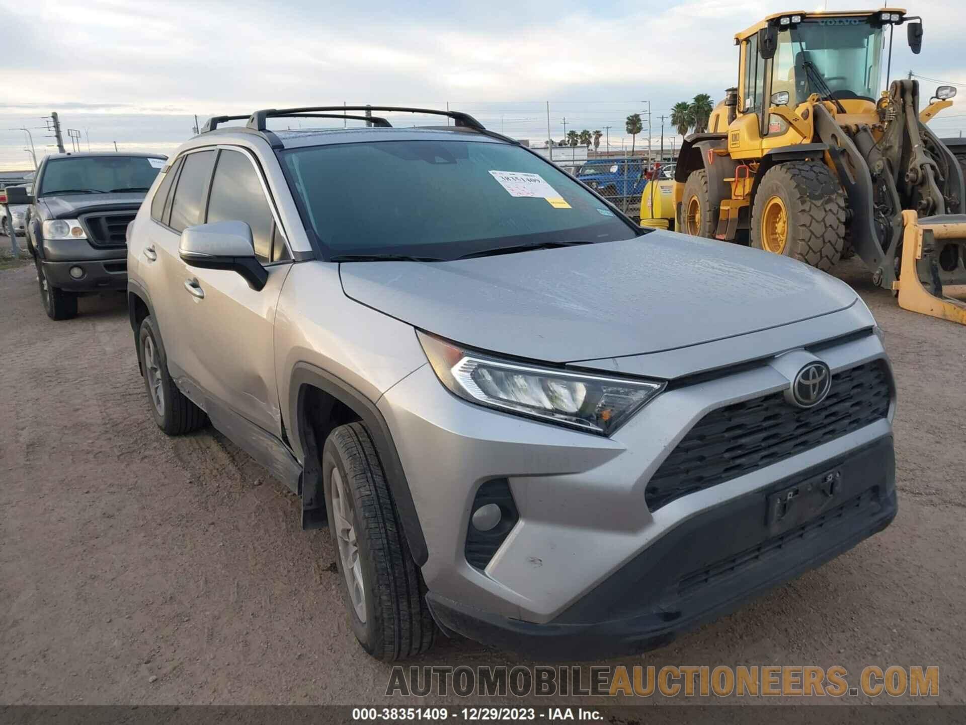 2T3W1RFV8MC138810 TOYOTA RAV4 2021