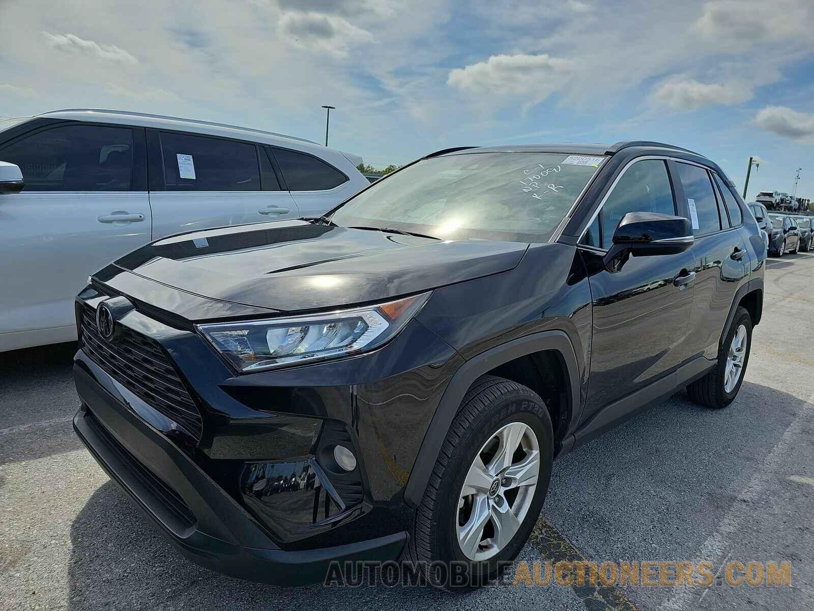 2T3W1RFV8MC170091 Toyota RAV4 2021