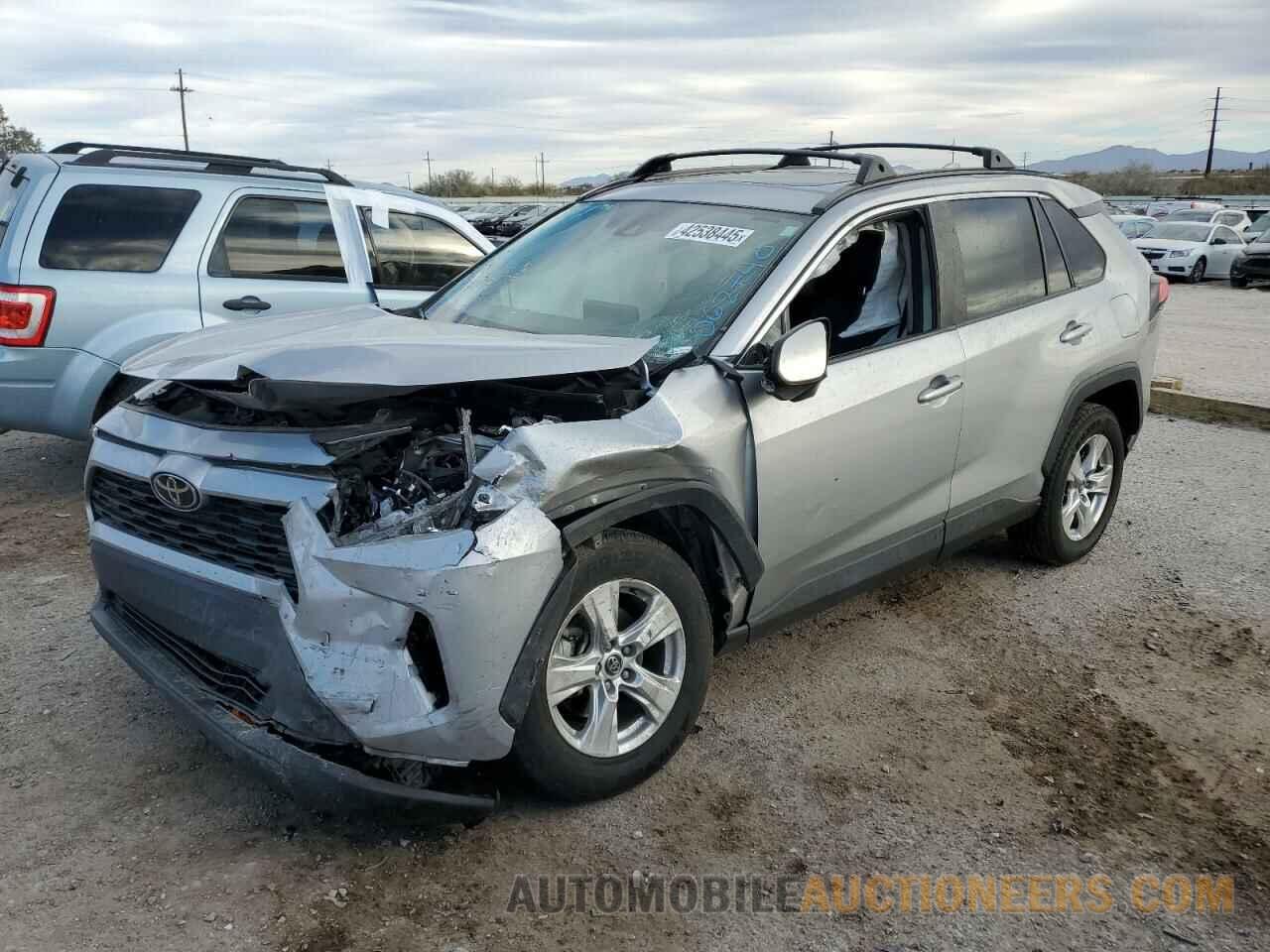 2T3W1RFV9LW062740 TOYOTA RAV4 2020