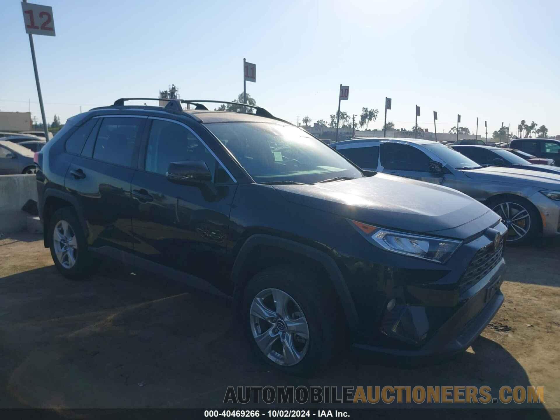 2T3W1RFV9LW073043 TOYOTA RAV4 2020