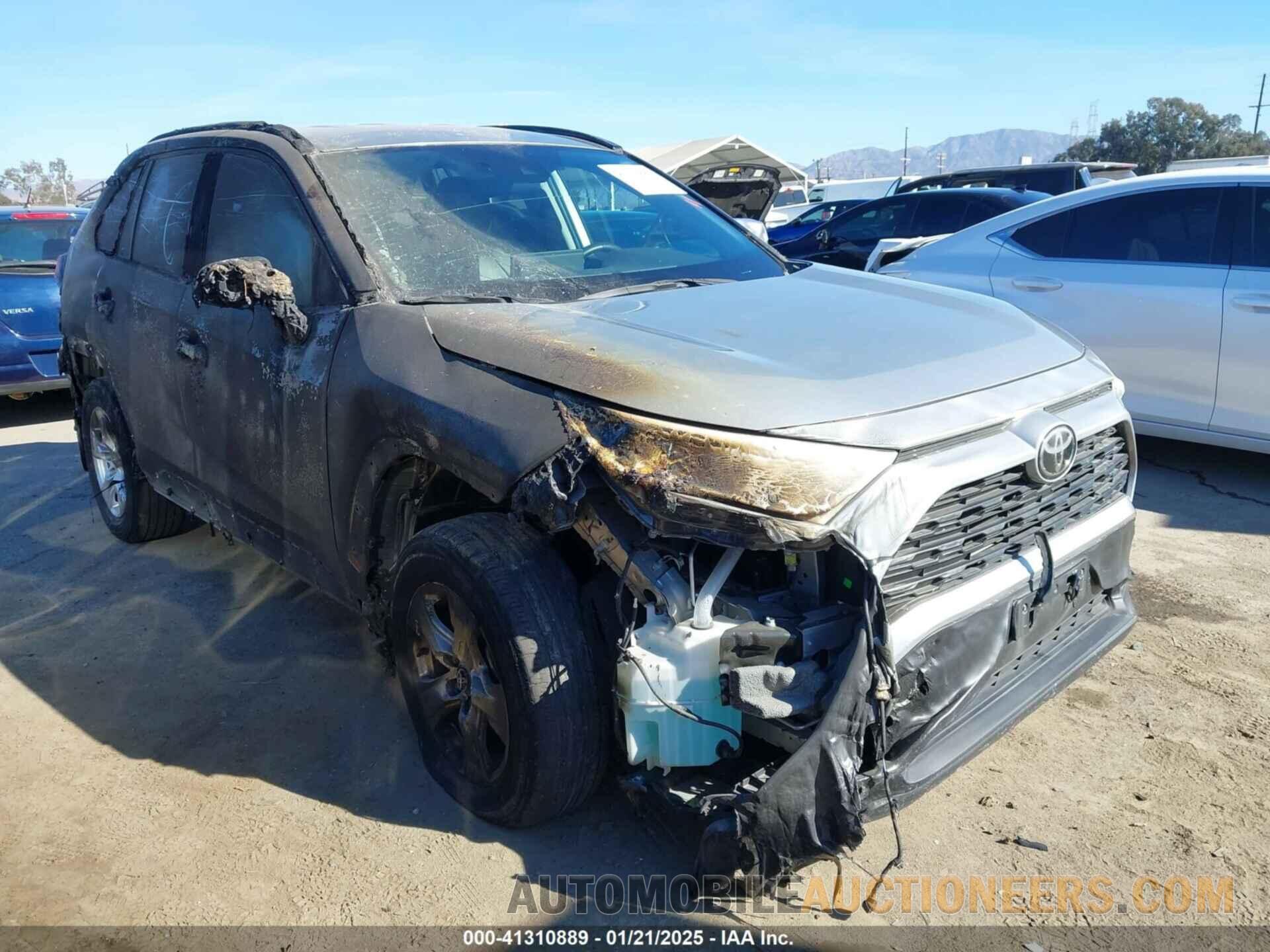 2T3W1RFV9LW087203 TOYOTA RAV4 2020