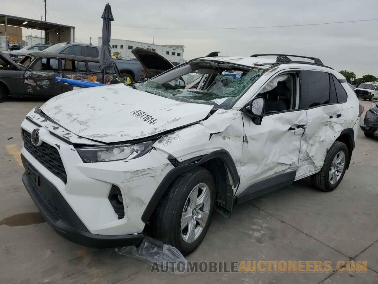 2T3W1RFV9LW098623 TOYOTA RAV4 2020