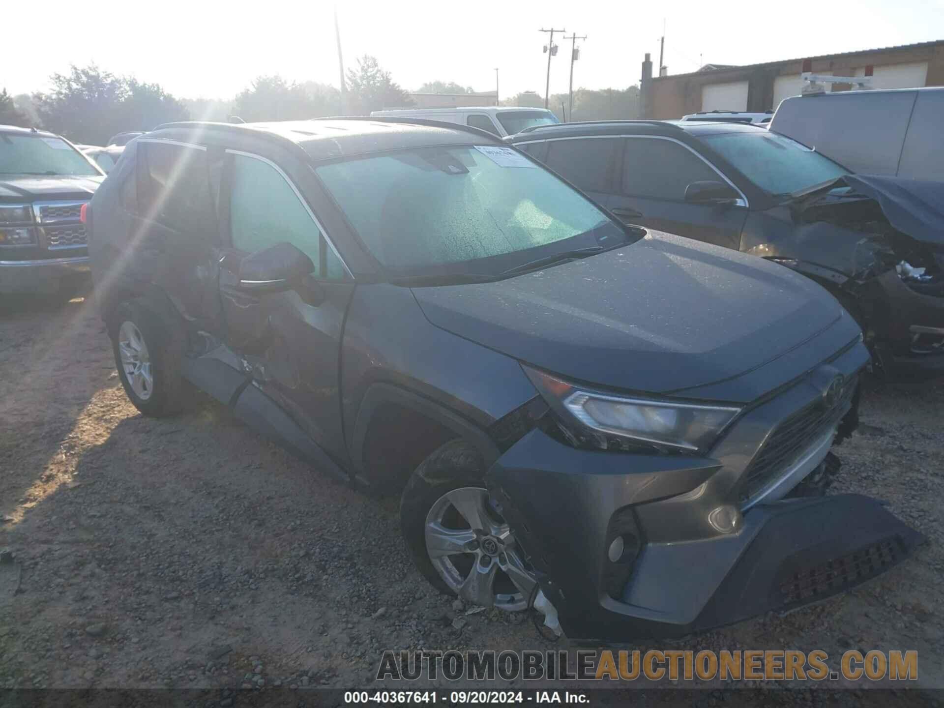 2T3W1RFV9MC138136 TOYOTA RAV4 2021