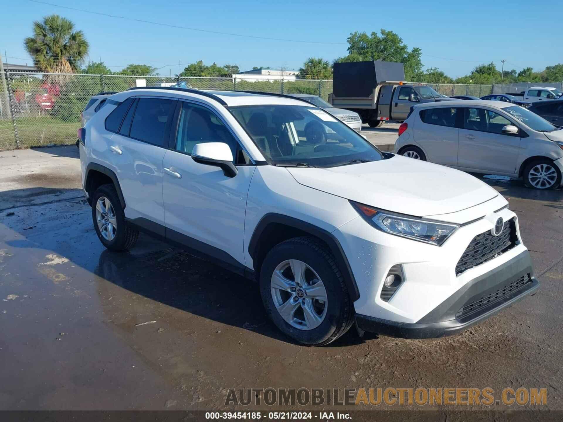 2T3W1RFV9MC157463 TOYOTA RAV4 2021