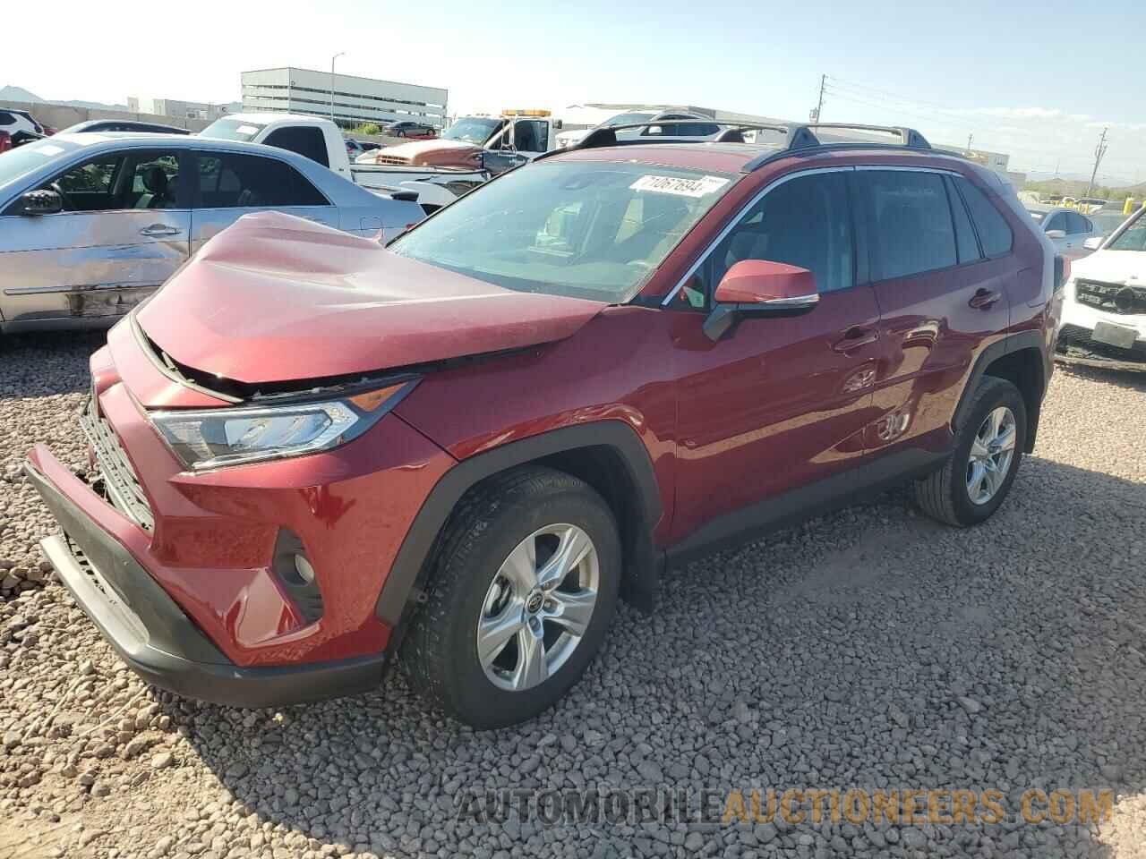 2T3W1RFV9MW176013 TOYOTA RAV4 2021