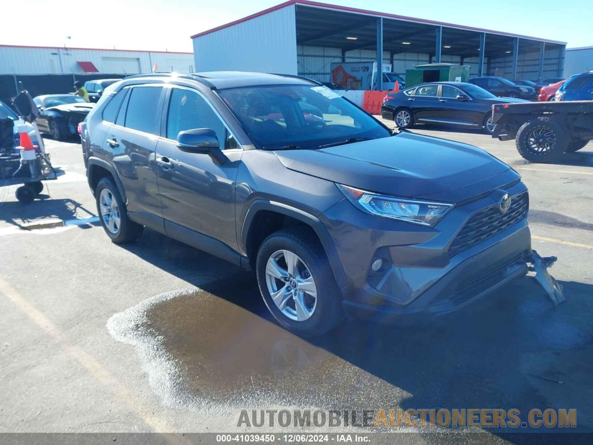 2T3W1RFVXKW002884 TOYOTA RAV4 2019