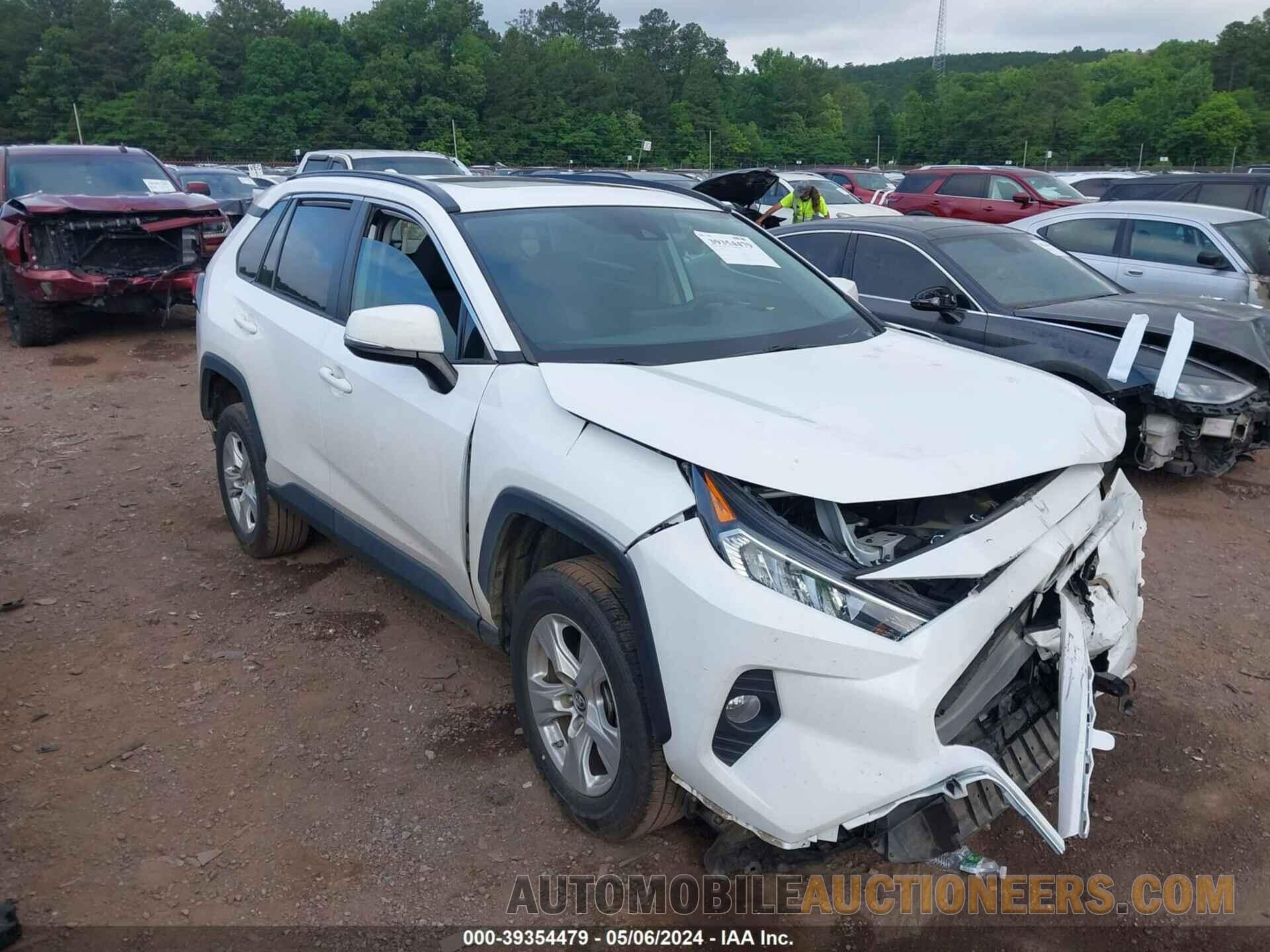 2T3W1RFVXKW009804 TOYOTA RAV4 2019