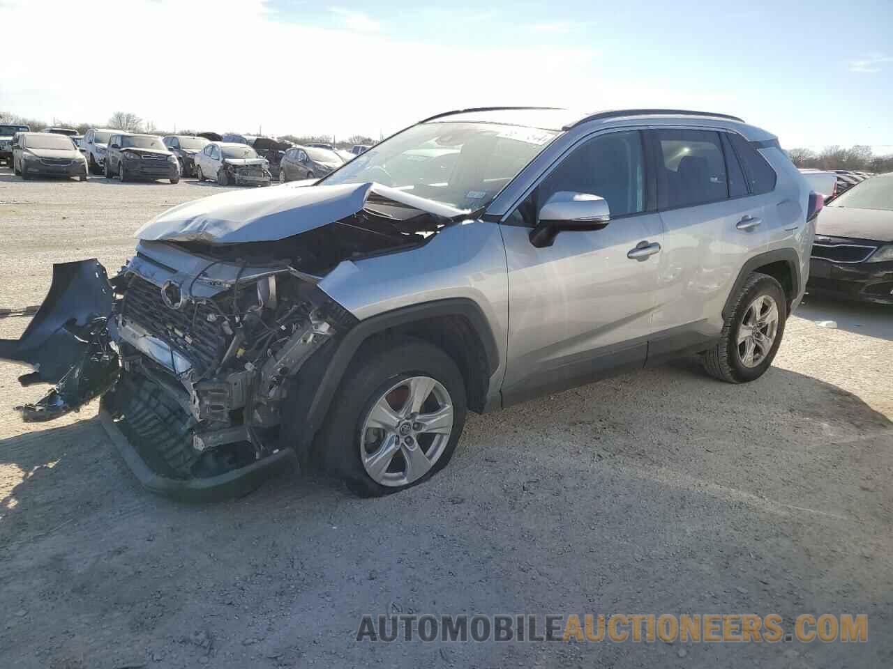 2T3W1RFVXKW012184 TOYOTA RAV4 2019